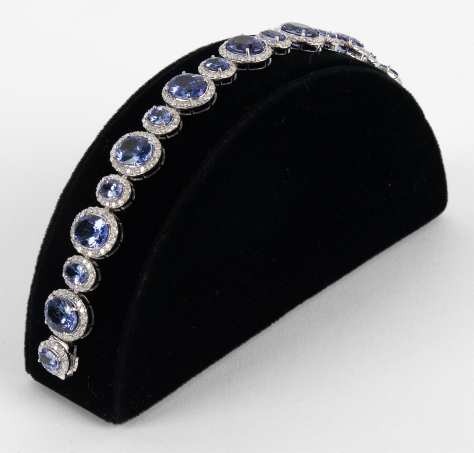 OSCAR FRIEDMAN TANZANITE, DIAMOND & 14K BRACELET (1 of 10)