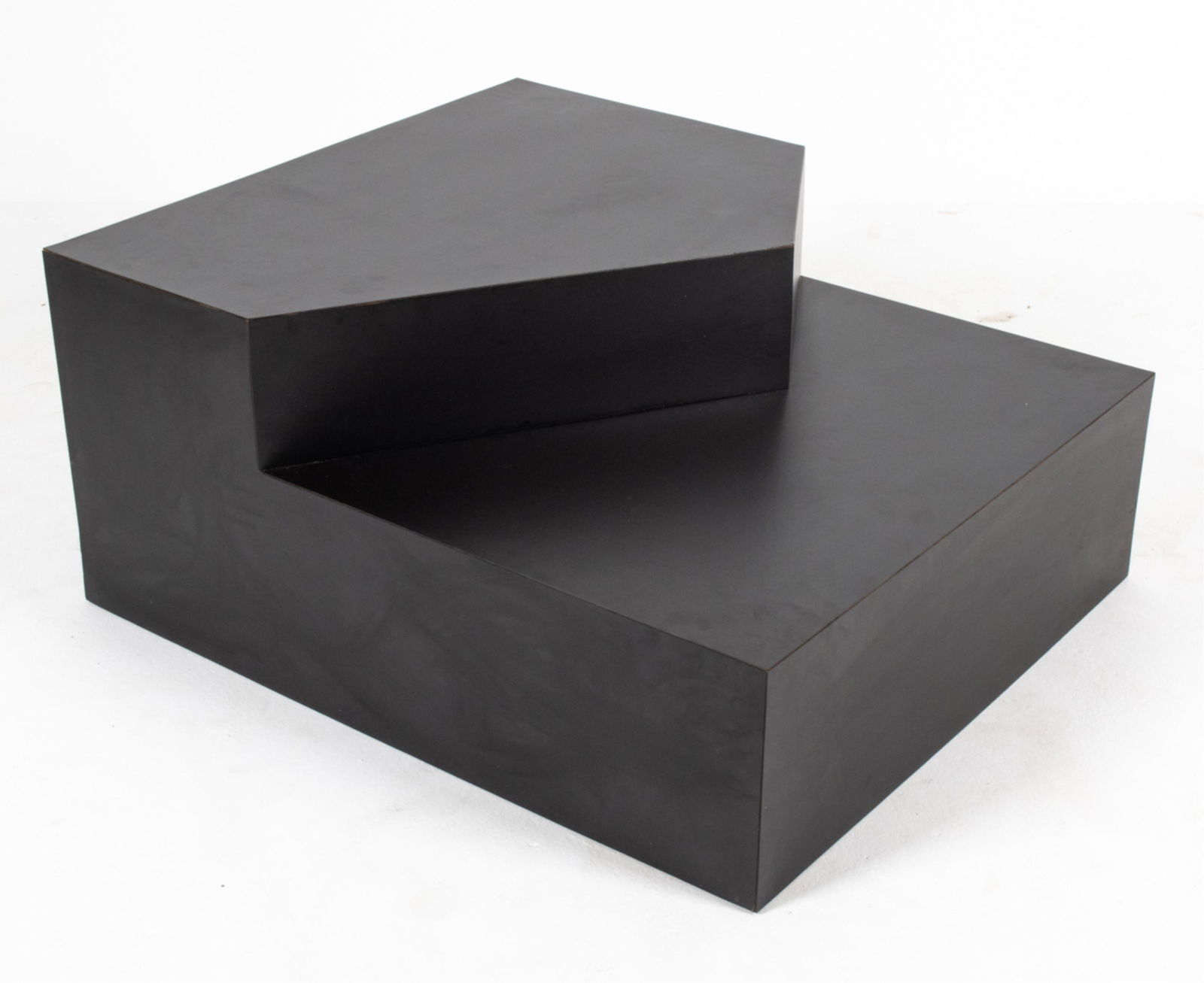 POSTMODERN SCULPTURAL LAMINATE COFFEE TABLE (1 of 11)