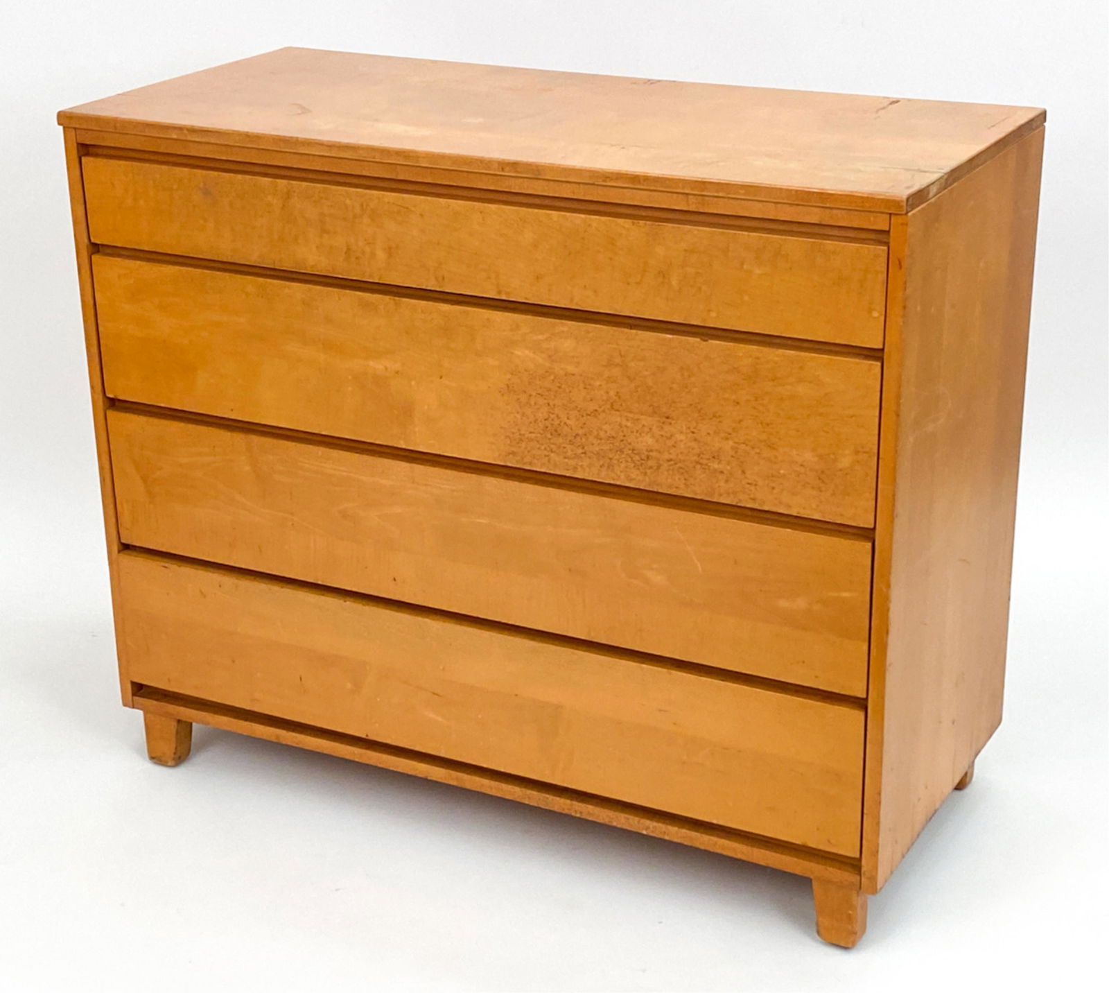 ATTR. RUSSEL WRIGHT FOR CONANT BALL CHEST: Mid-century blonde wood chest of drawers, attributed to Russel Wright for Conant Ball. Apparently unmarked. Dovetailed drawer joints. Dimensions: H 35.5" x W 42" x D 19" Condition: Wear consistent wit