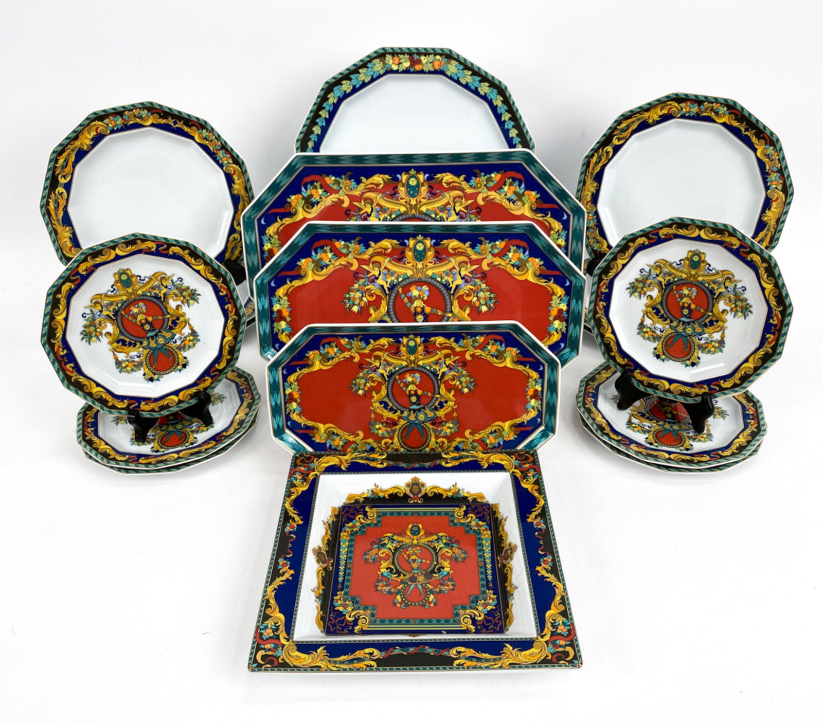 VERSACE LE ROI SOLEIL ROSENTHAL PORCELAIN GROUPING (1 of 13)