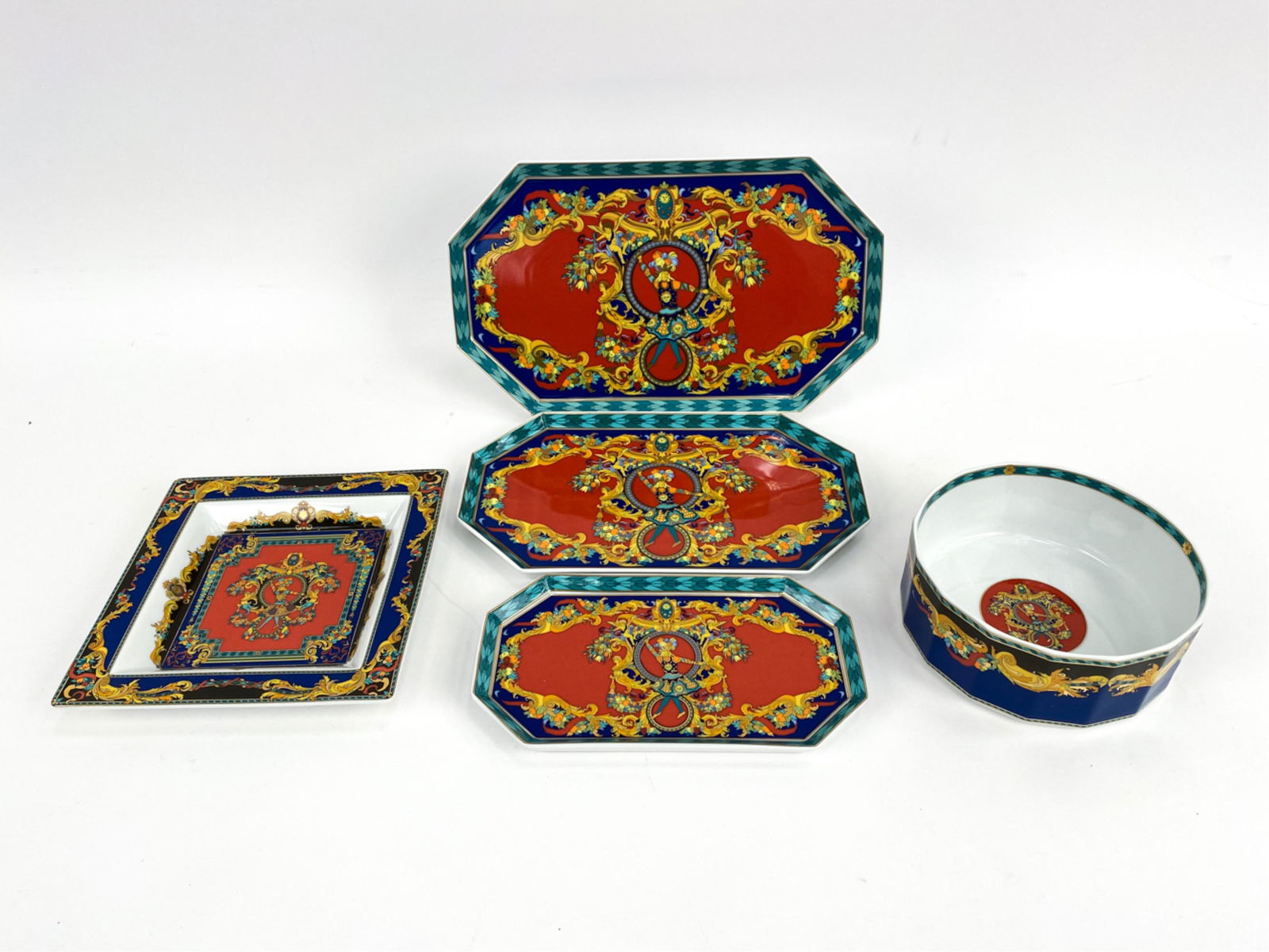 VERSACE LE ROI SOLEIL ROSENTHAL PORCELAIN GROUPING (1 of 10)