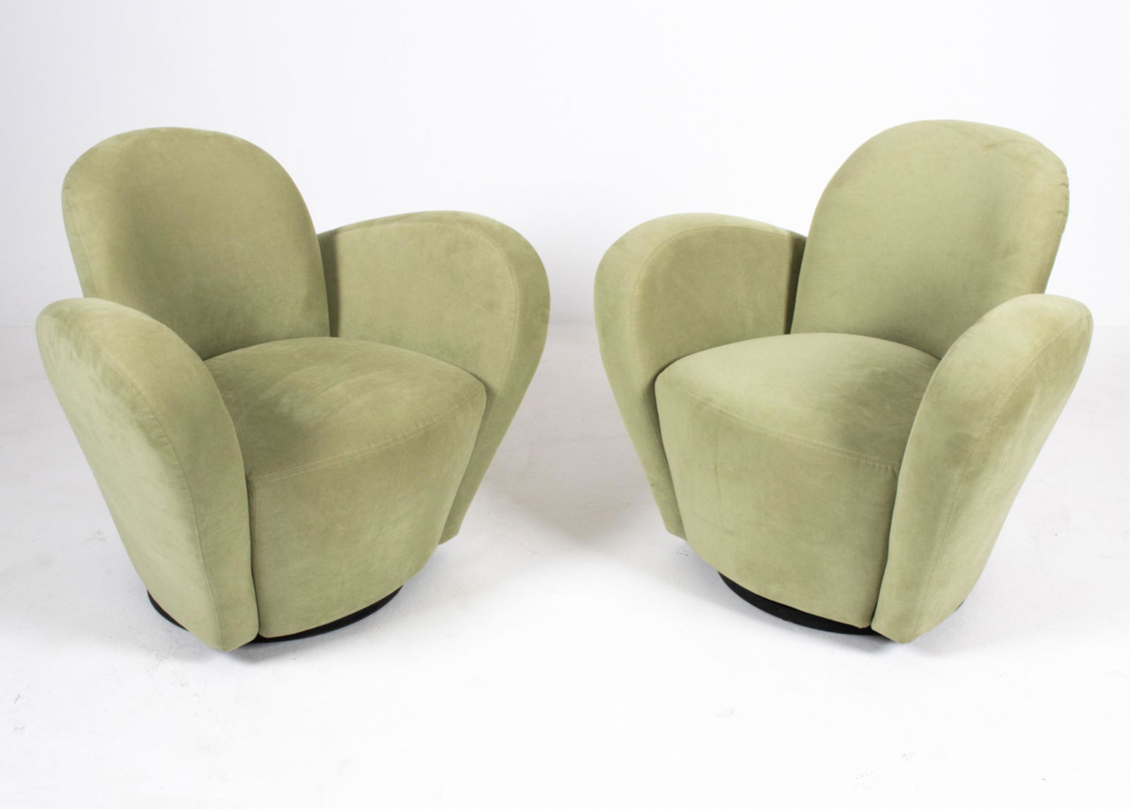 PAIR OF POSTMODERN SWIVEL CHAIRS IN ULTRASUEDE (1 of 13)