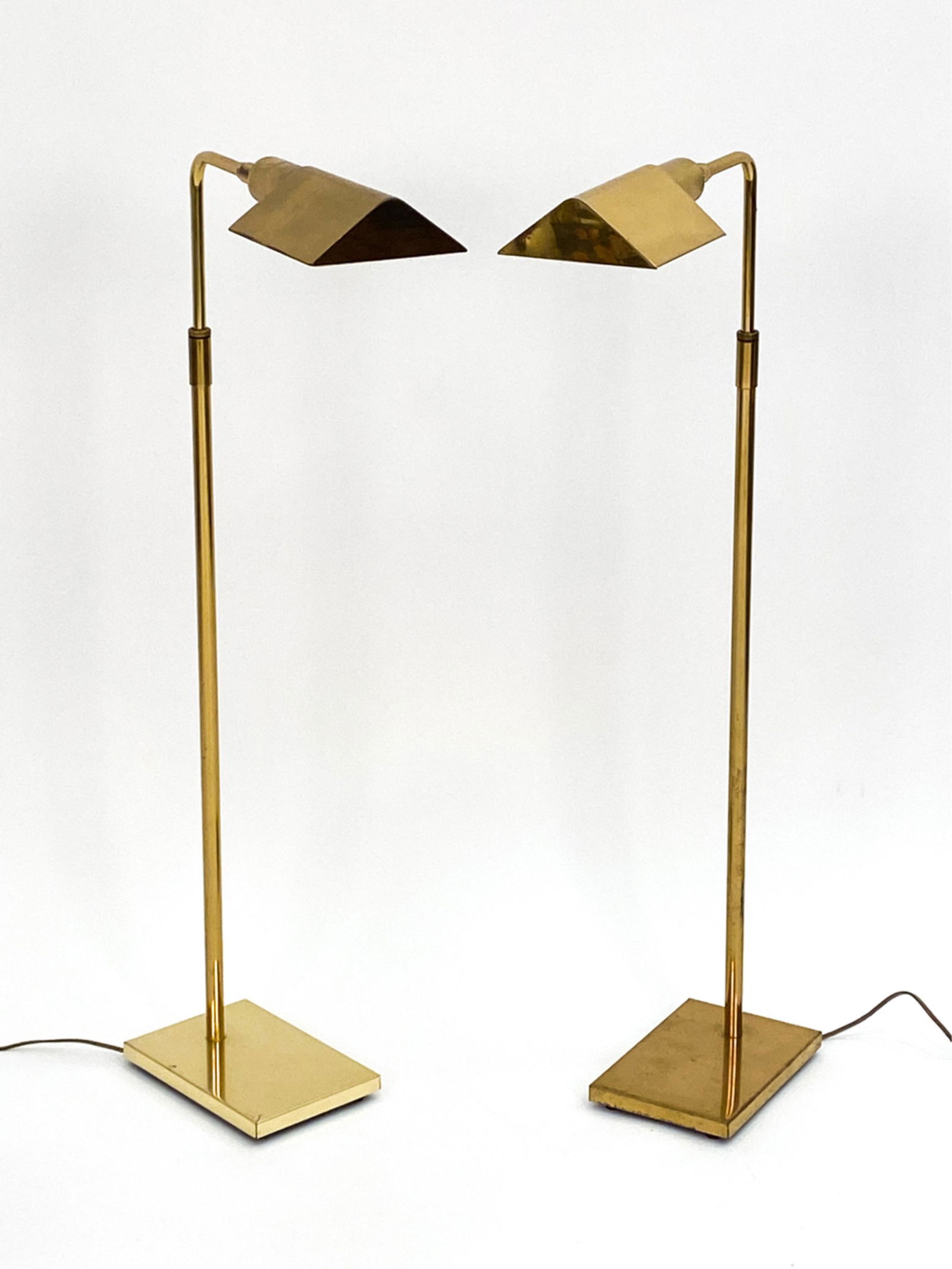 PAIR KOCH & LOWY MID-CENTURY BRASS FLOOR LAMPS (1 of 10)