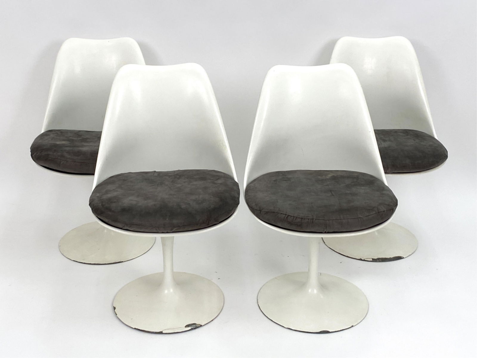 (4) EERO SAARINEN TULIP SIDE CHAIRS FOR KNOLL (1 of 20)