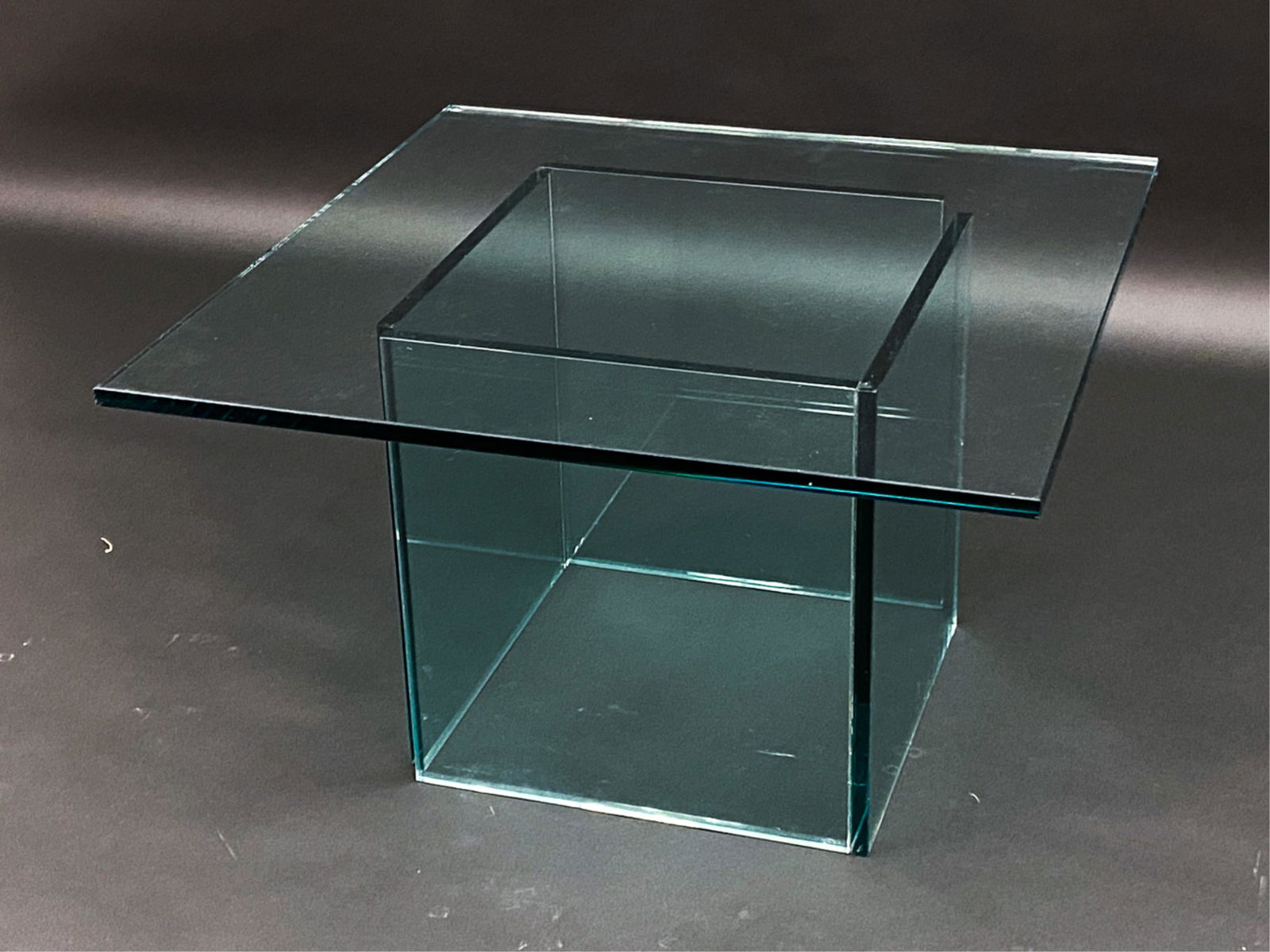 CONTEMPORARY GLASS COFFEE TABLE (1 of 6)