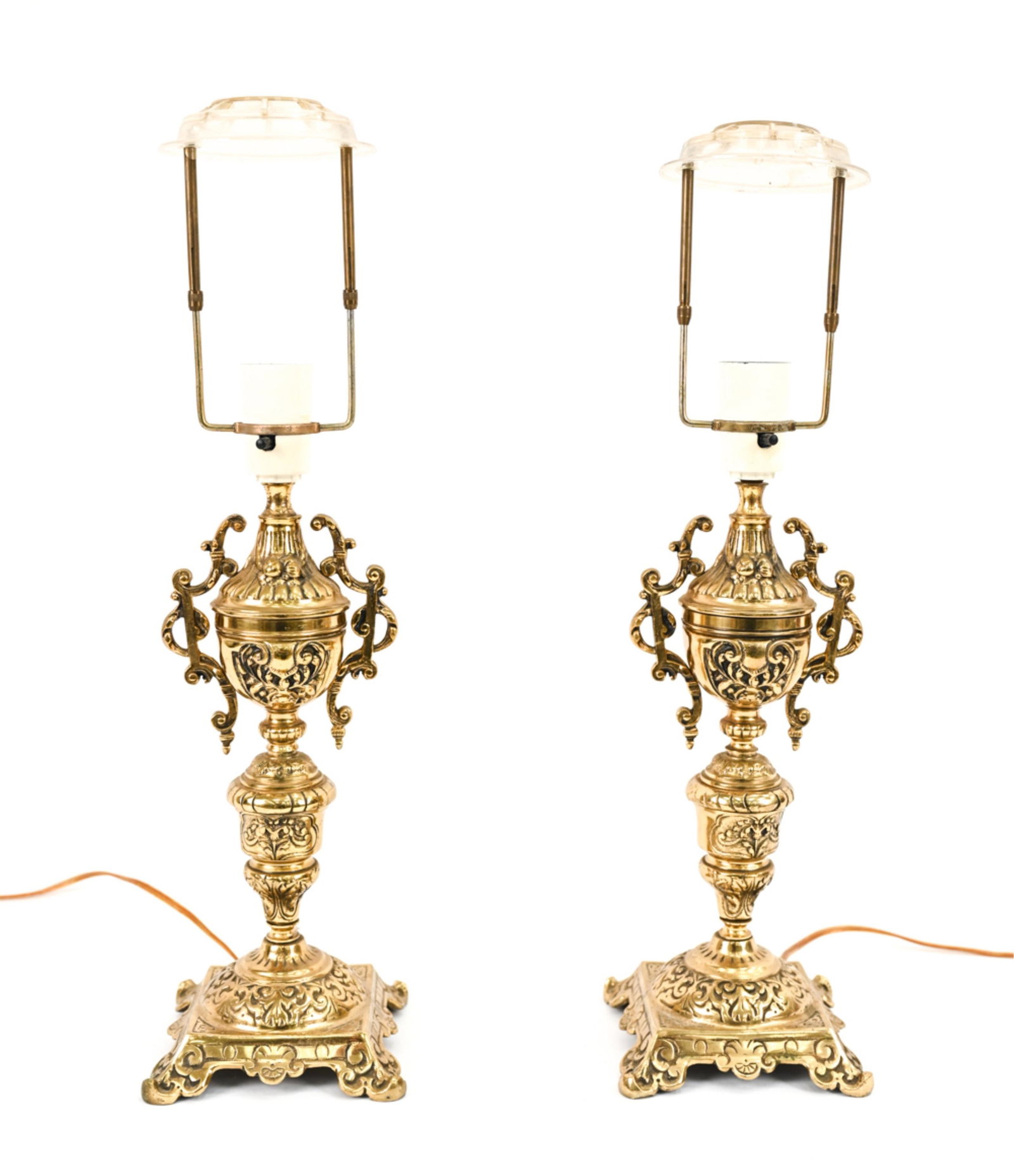 PAIR OF ROCOCO-STYLE BRASS TABLE LAMPS (1 of 16)