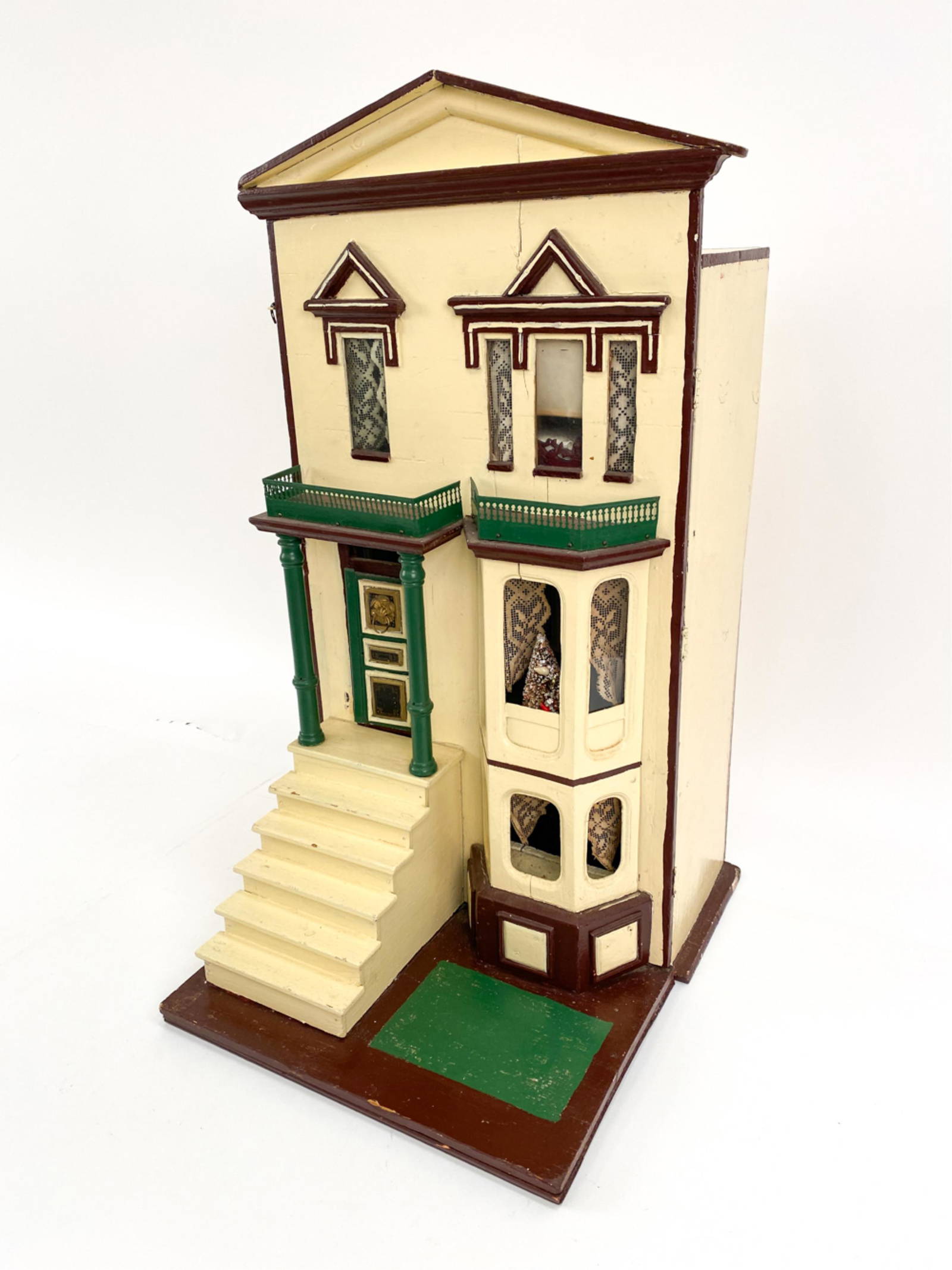 Antique & Vintage Dollhouses for Sale in Online Auctions