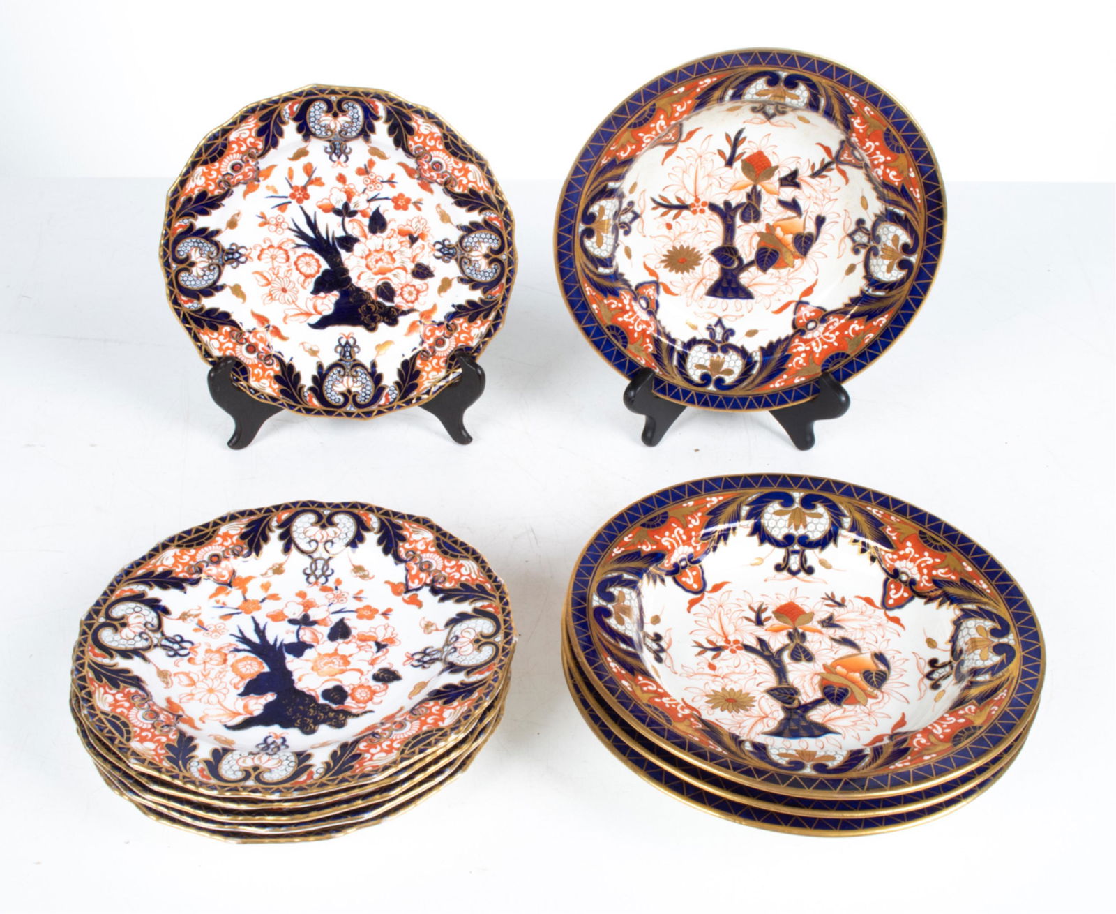 ANTIQUE ENGLISH IMARI-STYLE PORCELAIN GROUPING (1 of 20)