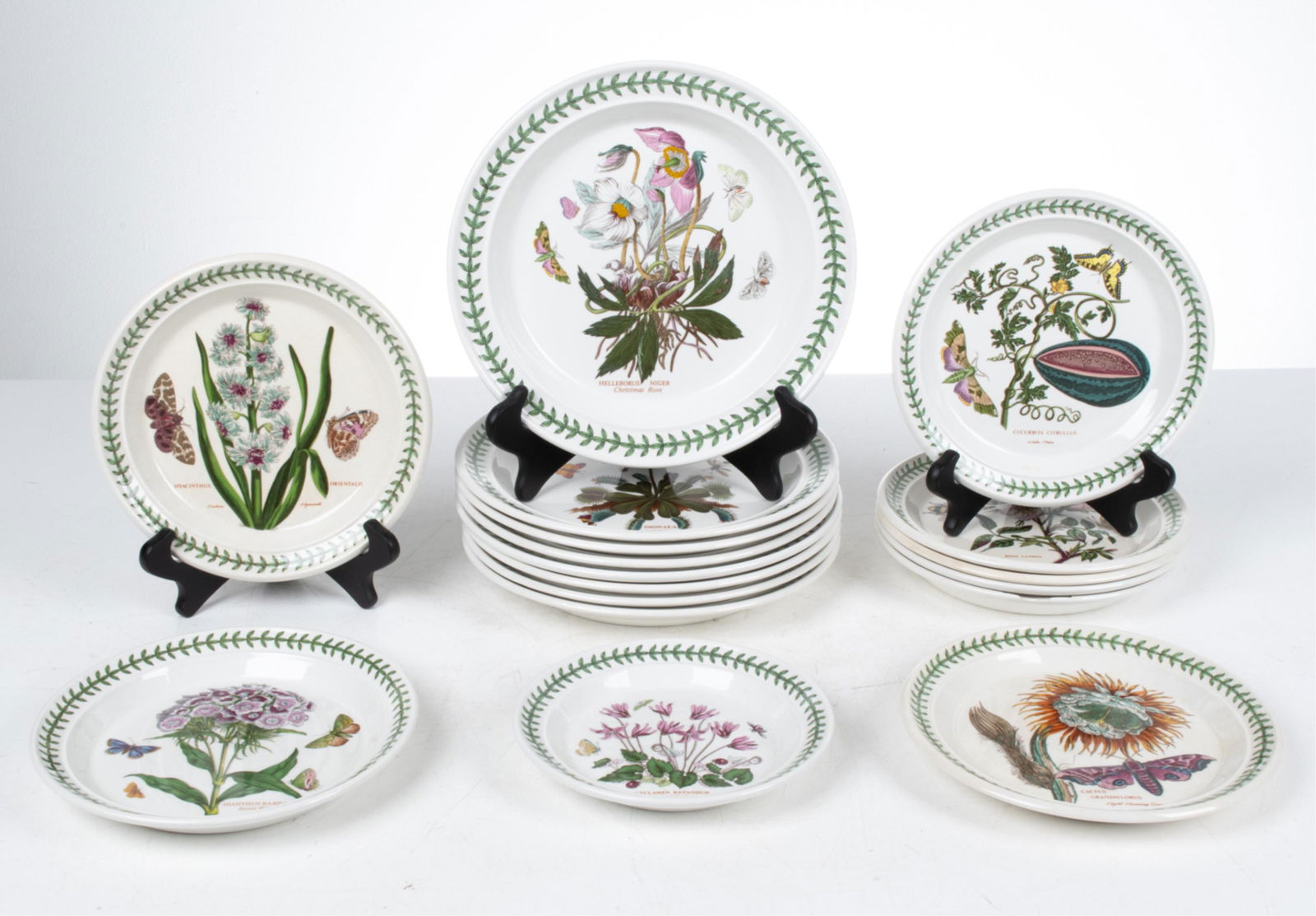 PORTMEIRION BOTANIC GARDEN DINNERWARE GROUPING (1 of 20)
