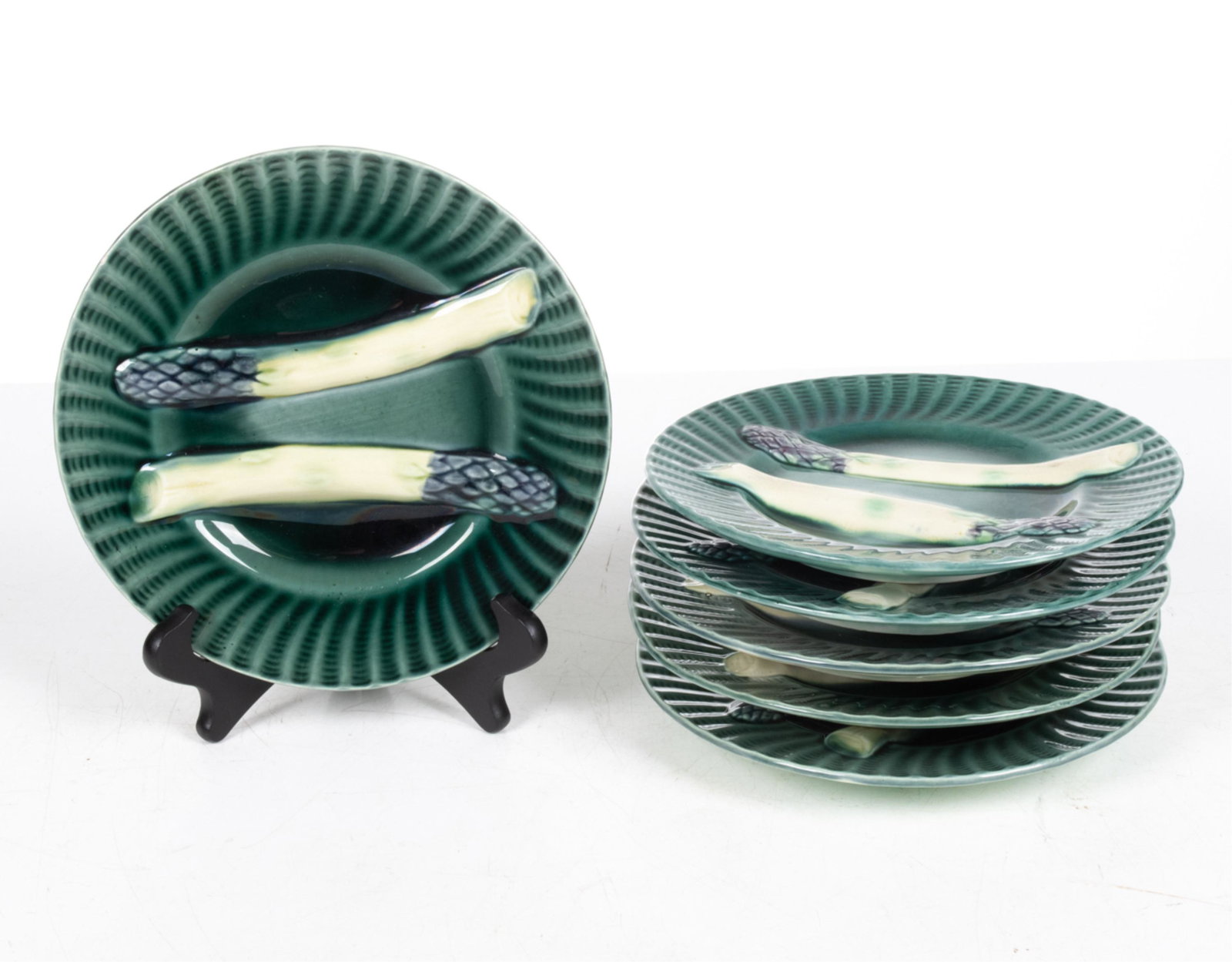 SET OF (6) MAJOLICA ASPARAGUS PLATES: Dimensions: Dia. 9" Condition: Crazing to glaze; no signs of chips, cracks or repairs.