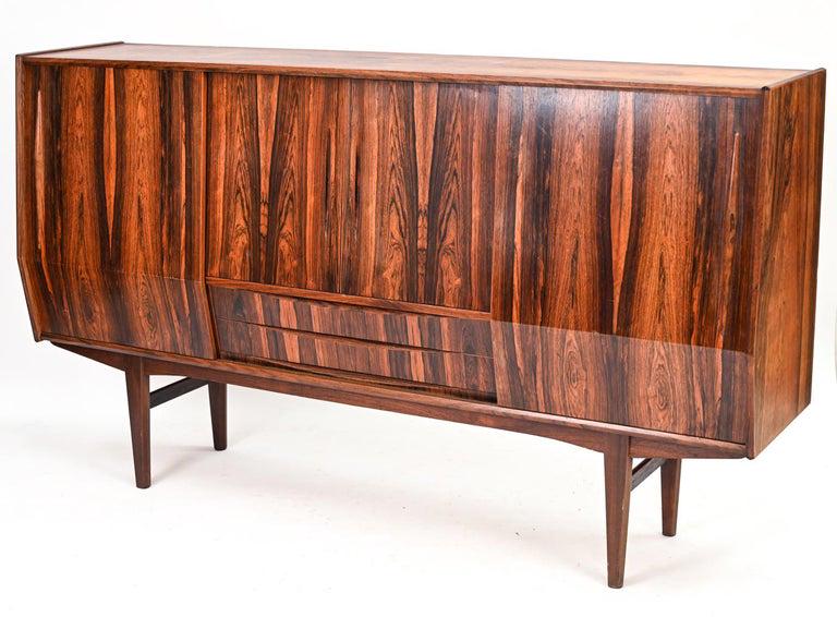 DANISH MID-CENTURY ROSEWOOD BAR SIDEBOARD (1 of 15)