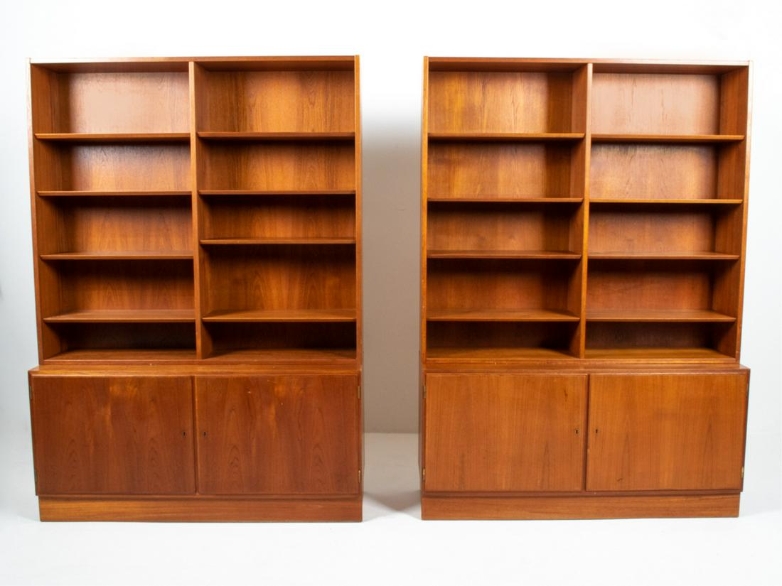 POUL HUNDEVAD DANISH MID-CENTURY TEAK BOOKCASES (1 of 18)