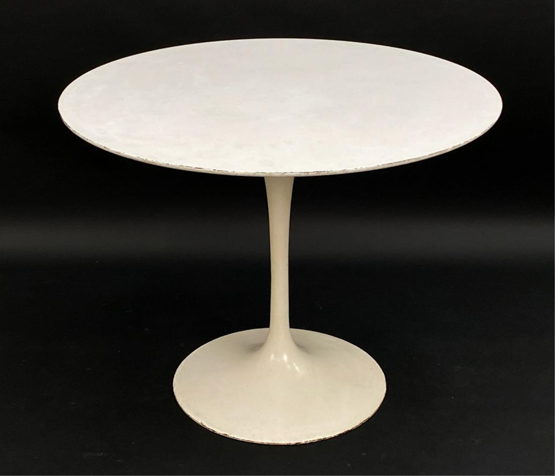 EARLY EERO SAARINEN KNOLL TULIP BREAKFAST TABLE (1 of 10)