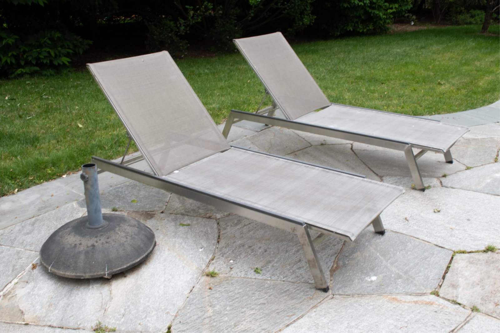 PAIR OUTDOOR PATIO CHAISE LOUNGES + UMBRELLA STAND (1 of 6)