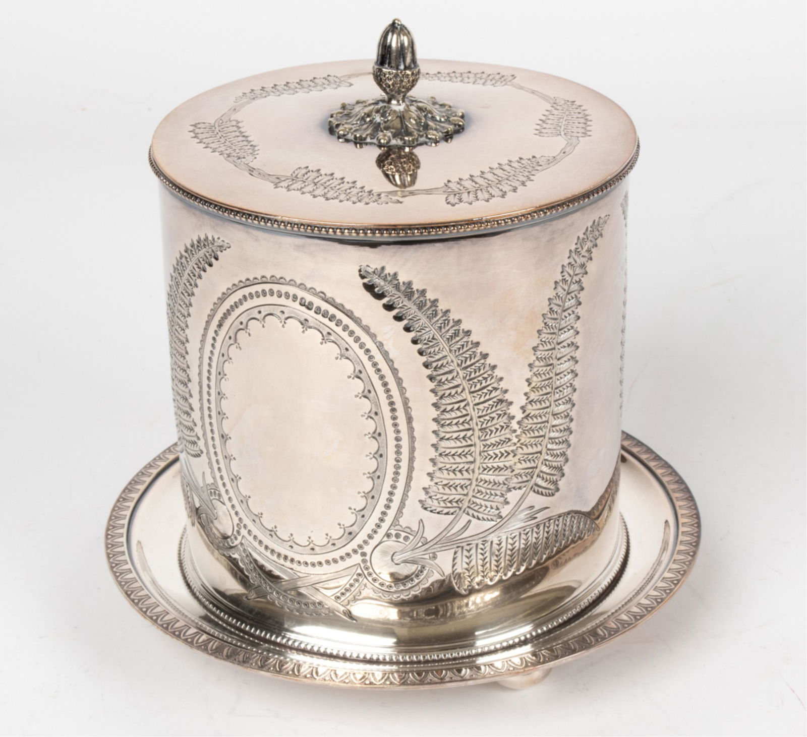 ENGLISH SILVERPLATE BISCUIT BOX (1 of 9)