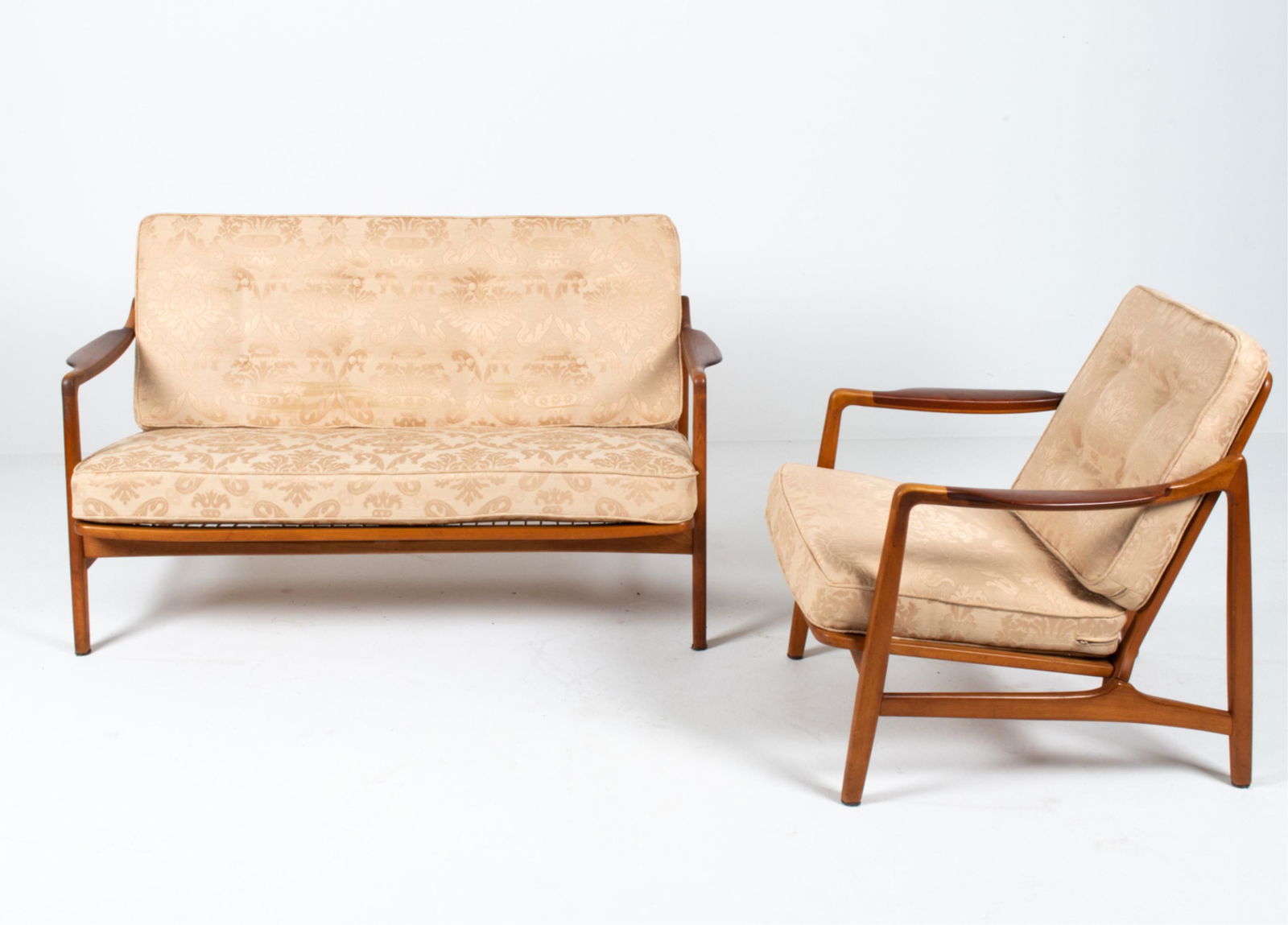 C. 1950'S TOVE & EDVARD KINDT-LARSEN SEATING SUITE (1 of 15)