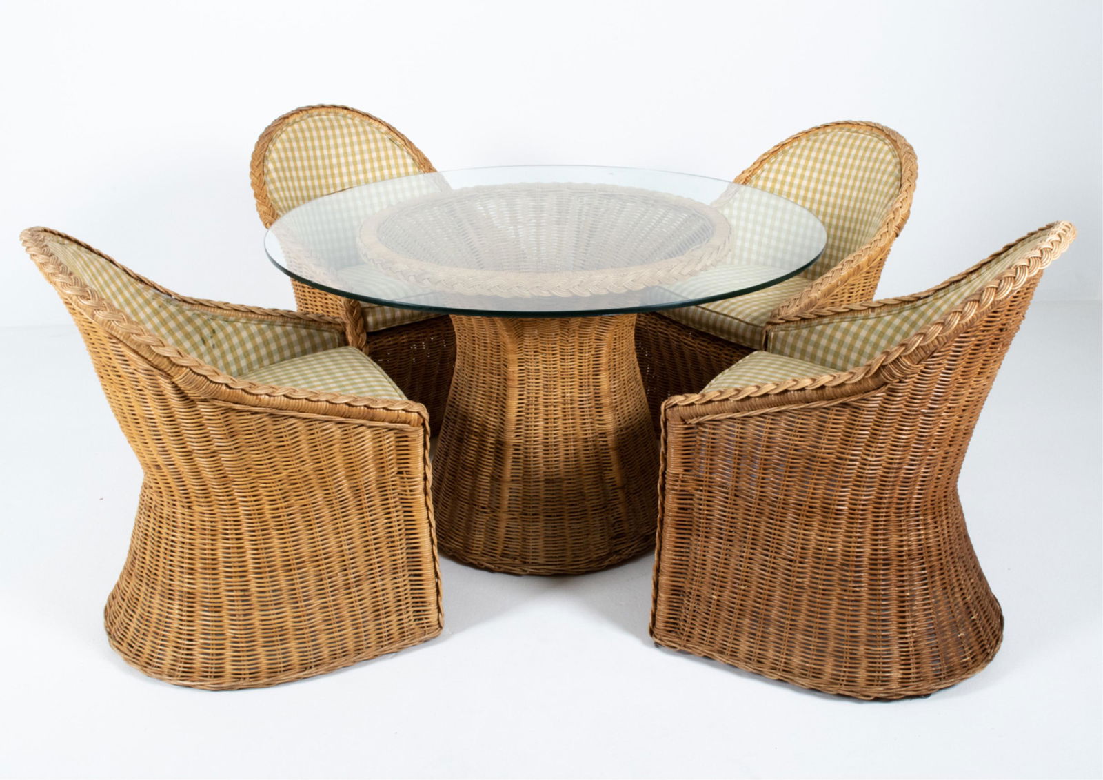 MODERN WICKER PATIO BREAKFAST SUITE (1 of 15)
