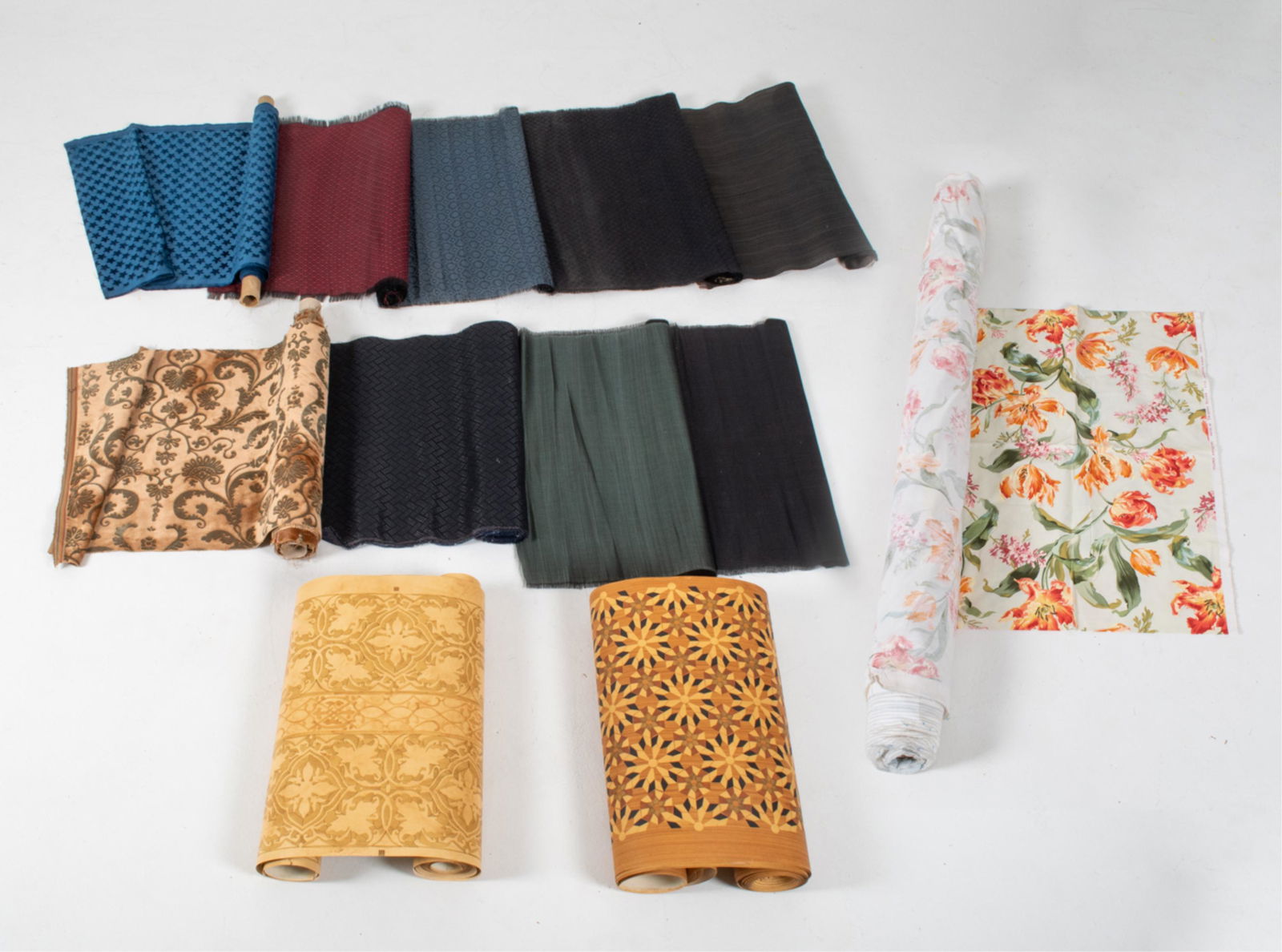 GROUPING OF DESIGNER FABRIC & WALLPAPER (1 of 15)