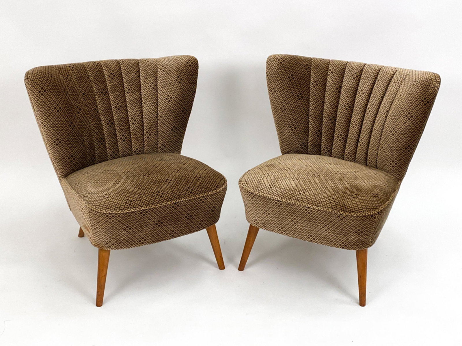 PAIR DANISH MID-CENTURY BEECH CHAIRS C. 1950S (1 of 16)