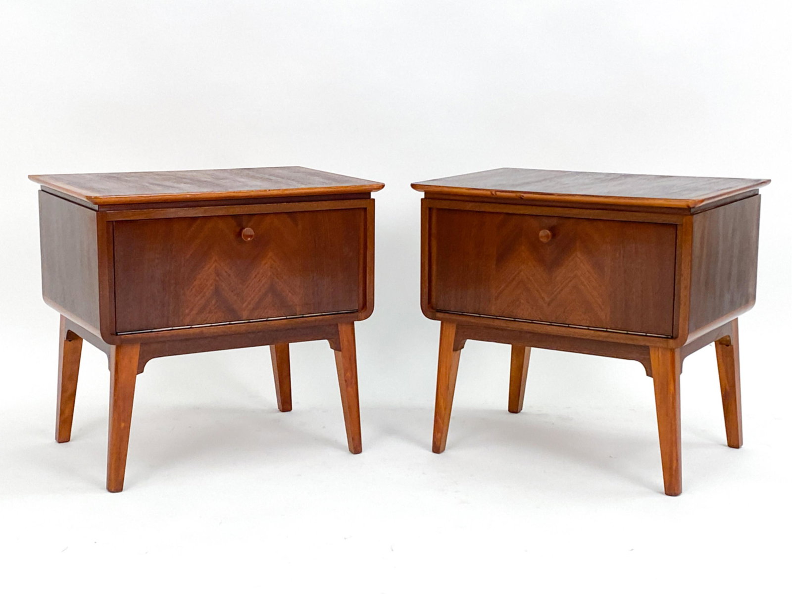 PAIR OF DANISH ART DECO MAHOGANY NIGHTSTANDS (1 of 13)