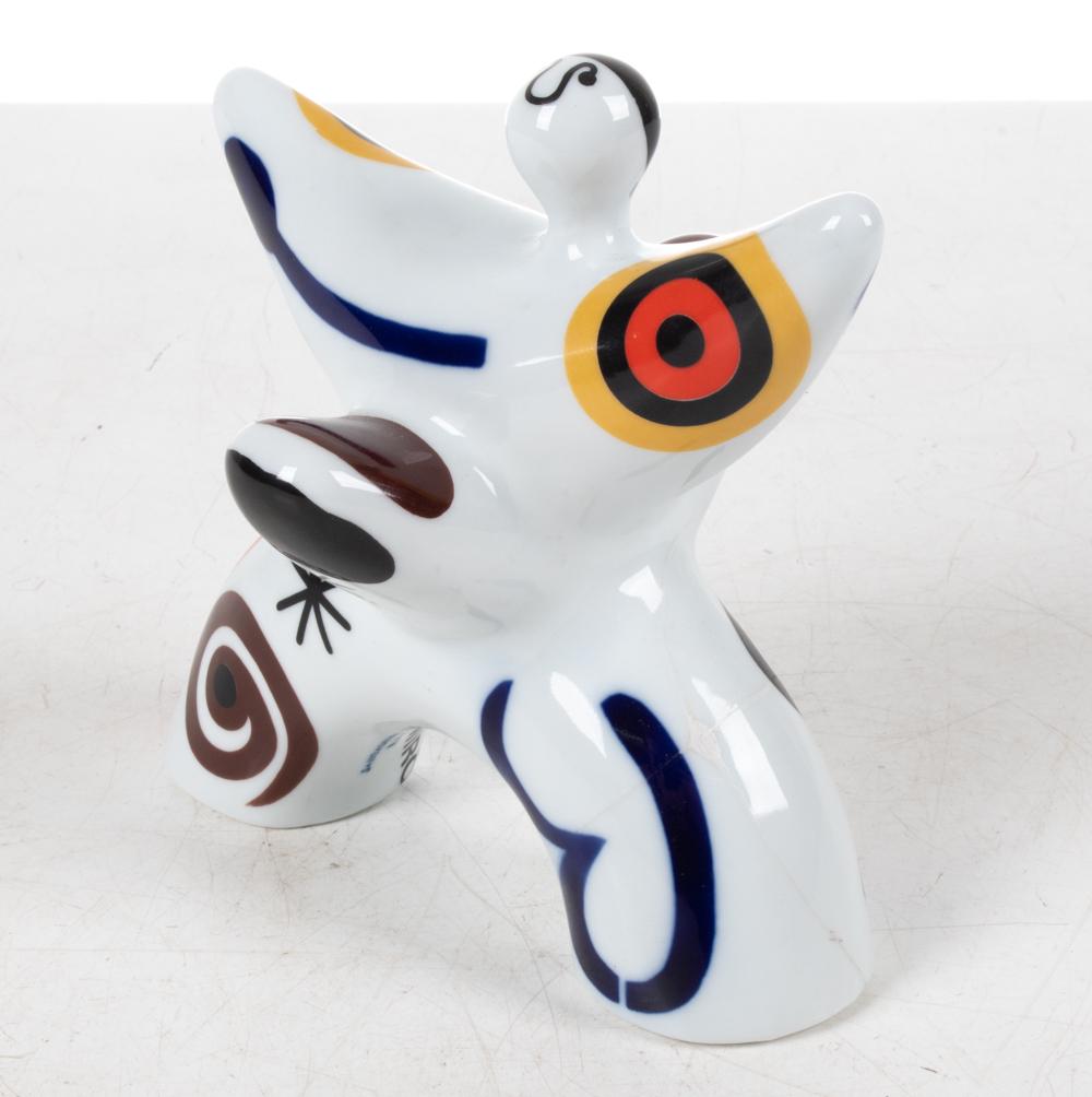 MID-CENTURY "HOMAXE A JOAN MIRO" CERAMIC SCULPTURE (1 of 7)