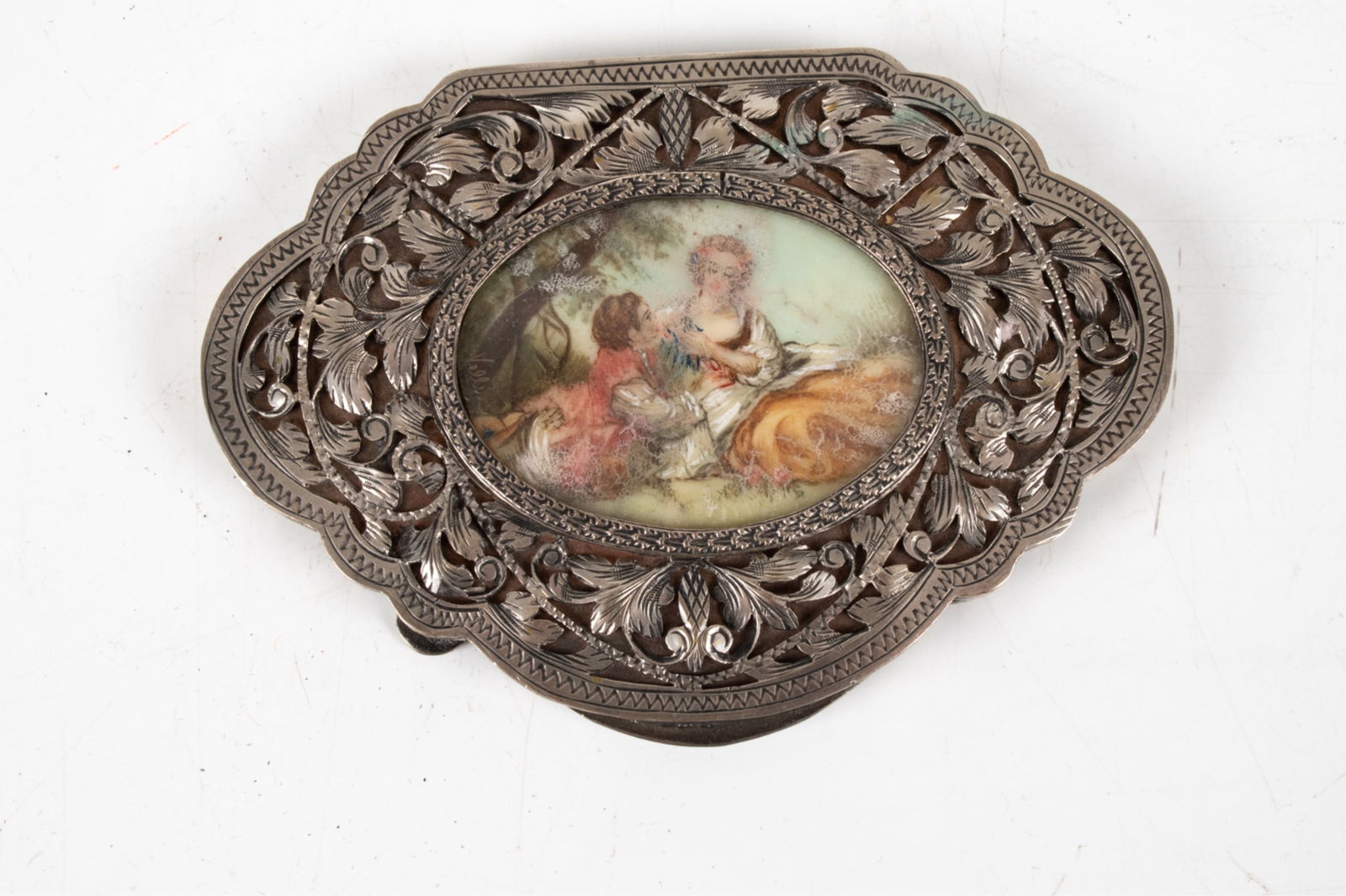 GERMAN PIERCED SILVER COMPACT (1 of 8)