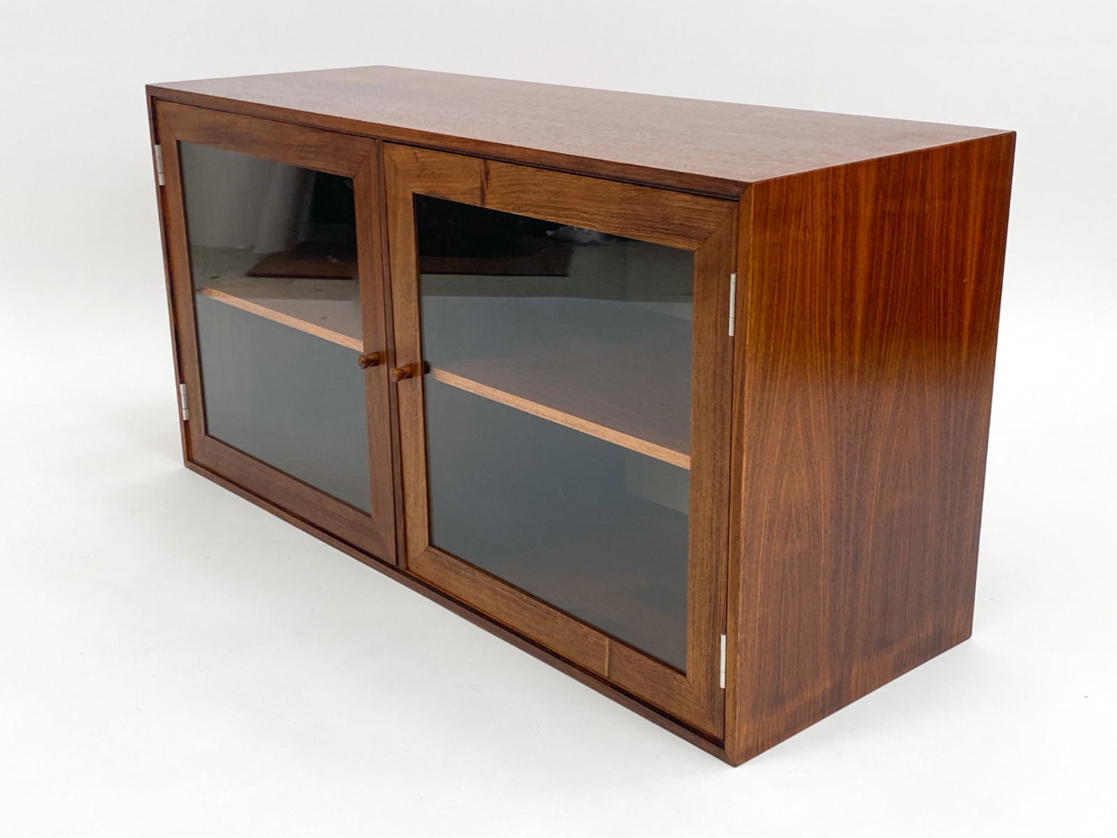 THYGESEN & SORENSEN MID-CENTURY ROSEWOOD CABNET (1 of 12)