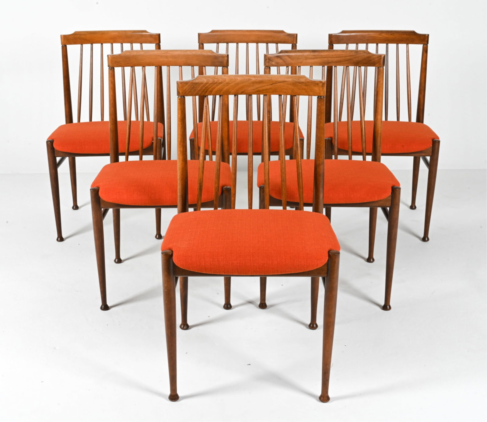 (6) MID-CENTURY GERMAN BEECH SIDE CHAIRS: (6) German Mid-Century Modern beech side chairs in the manner of Arne Vodder. Dimensions: H 33" x W 19" x D 20" x SH 17" Condition: Minor surface wear and scratches consistent with age and use. PA080