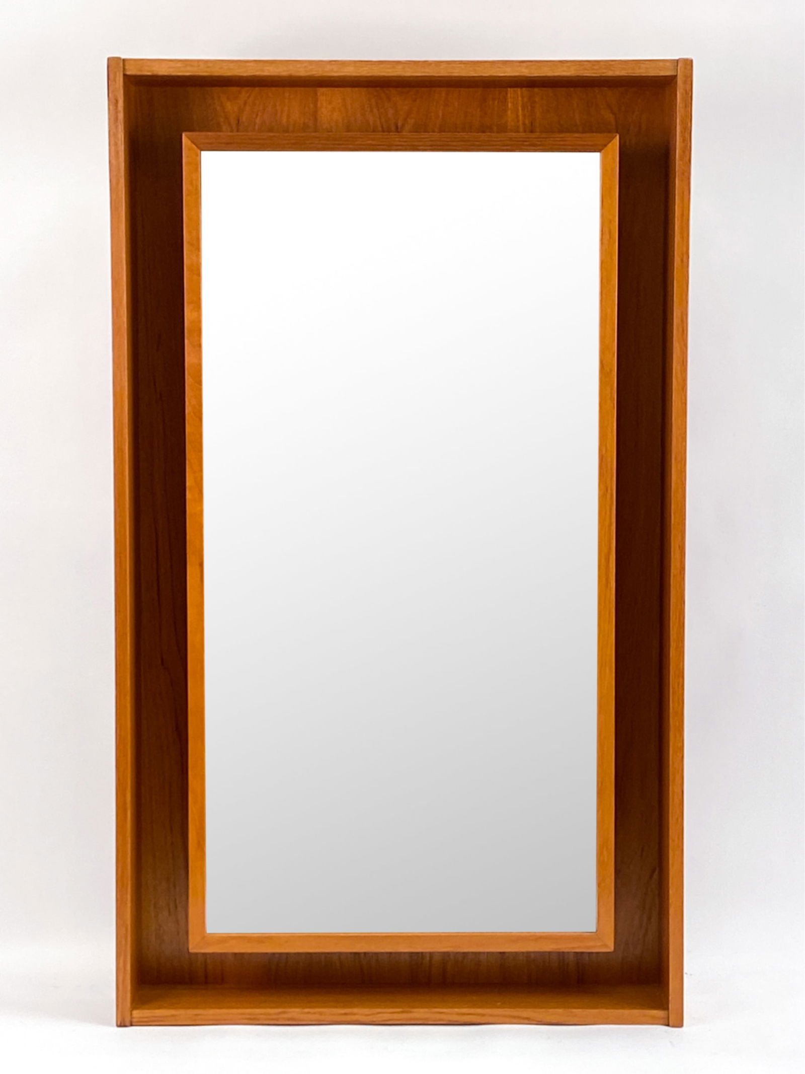PEDERSEN & HANSEN LIGHTED TEAK WALL MIRROR (1 of 6)