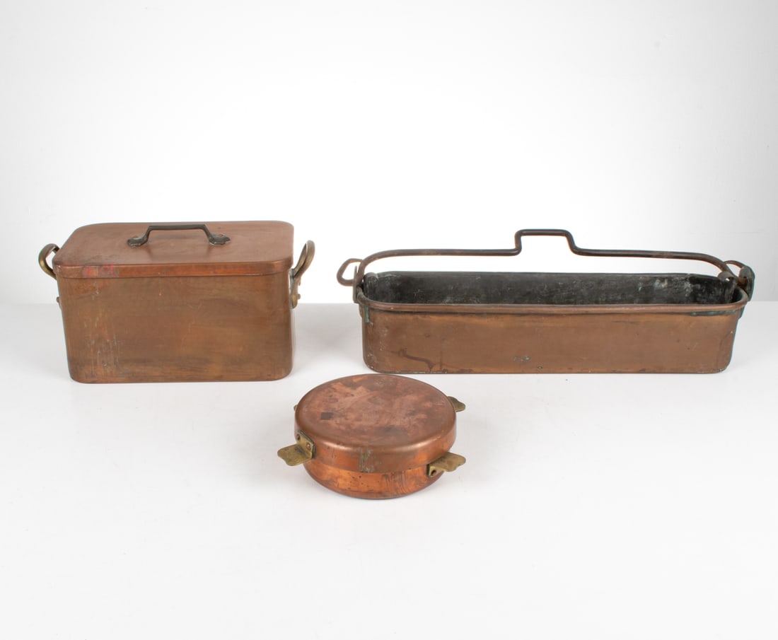 GROUPING OF COPPER KITCHENWARE (1 of 16)