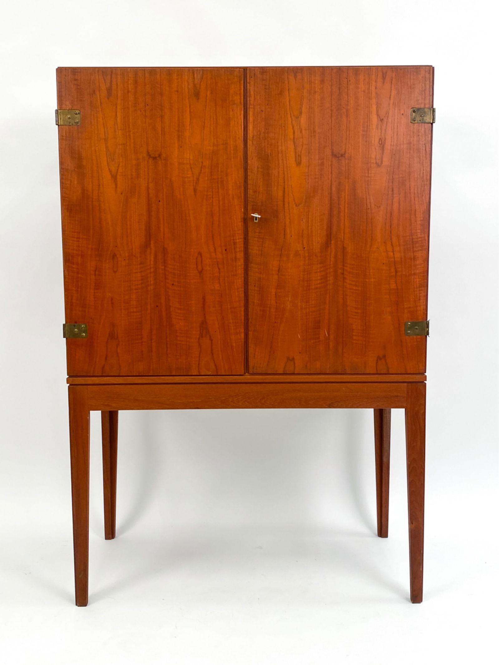 SVEND LANGKILDE ATTR. TEAK MID-CENTURY CABINET (1 of 19)