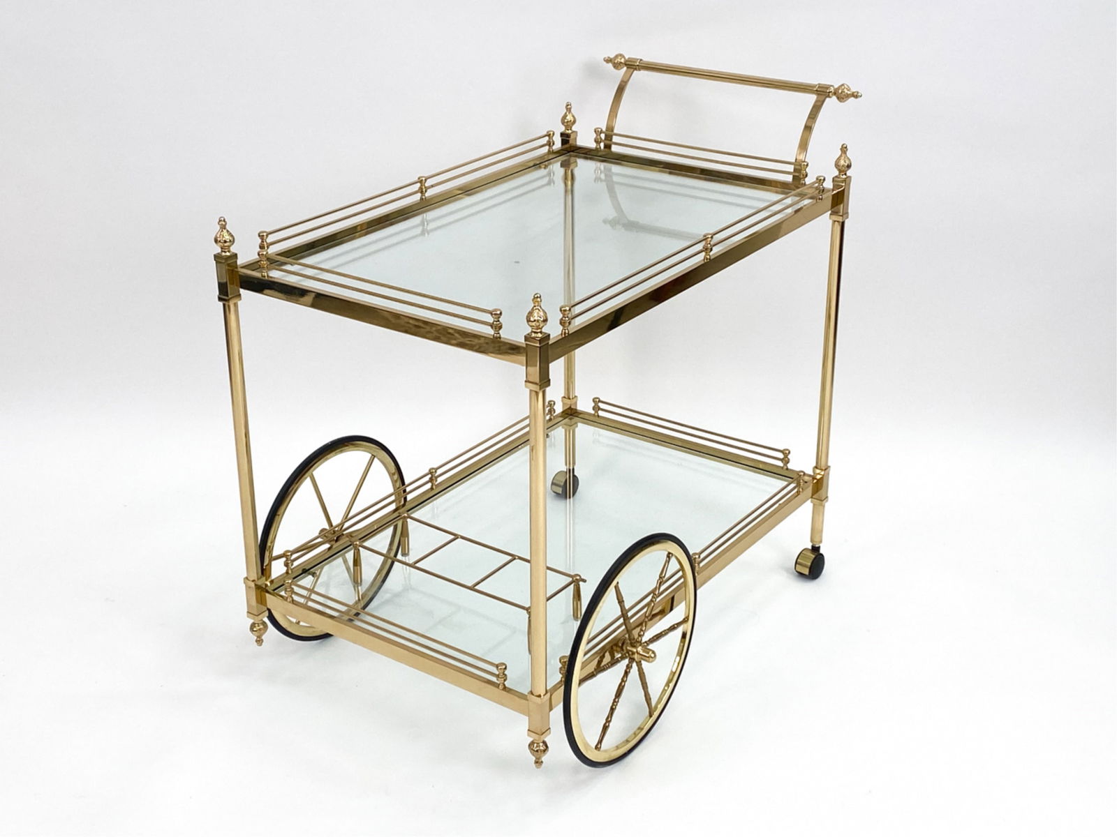 HOLLYWOOD REGENCY STYLE BRASS & GLASS BAR CART (1 of 10)