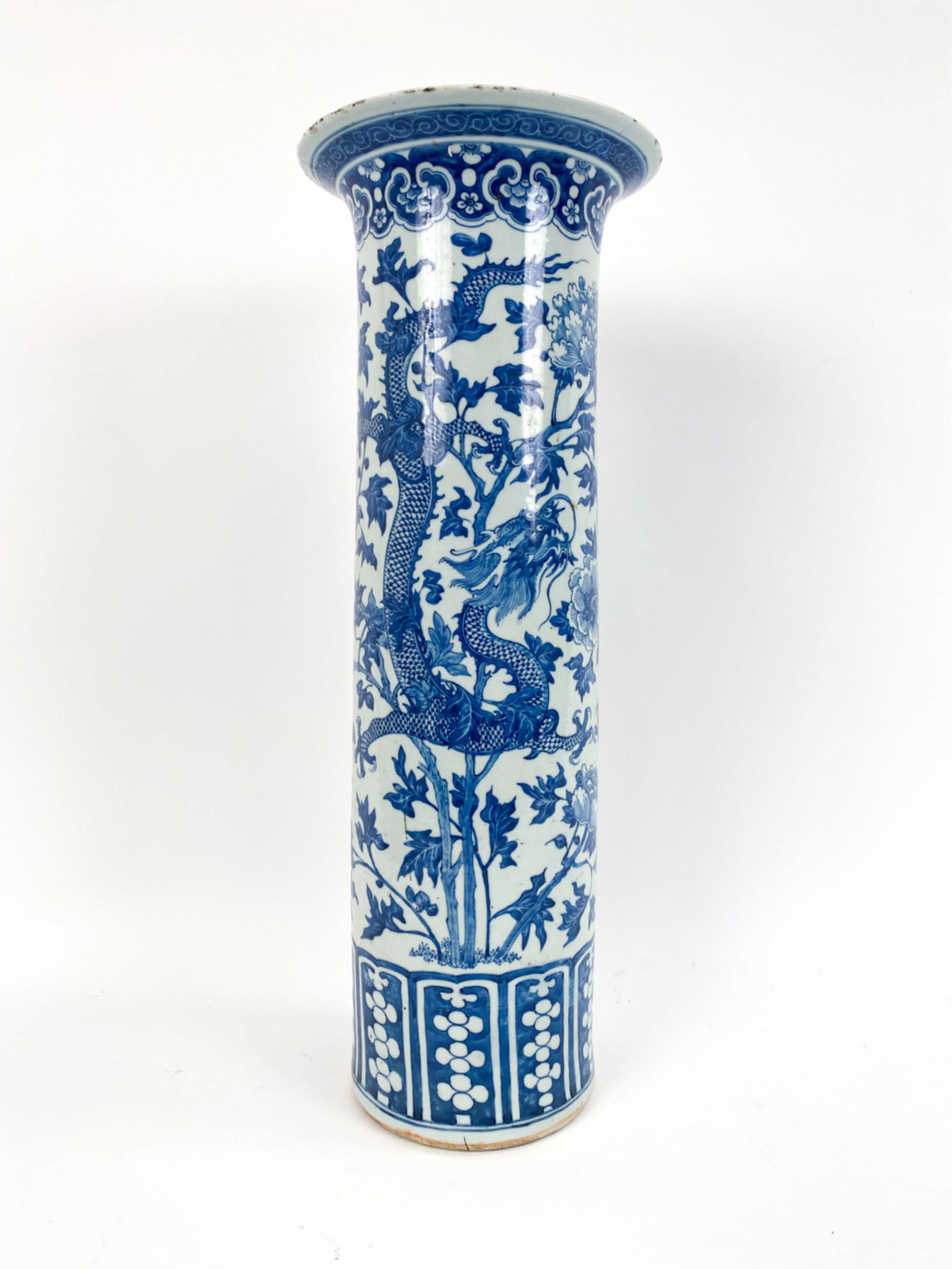TALL CHINESE BLUE & WHITE DRAGON VASE (1 of 13)