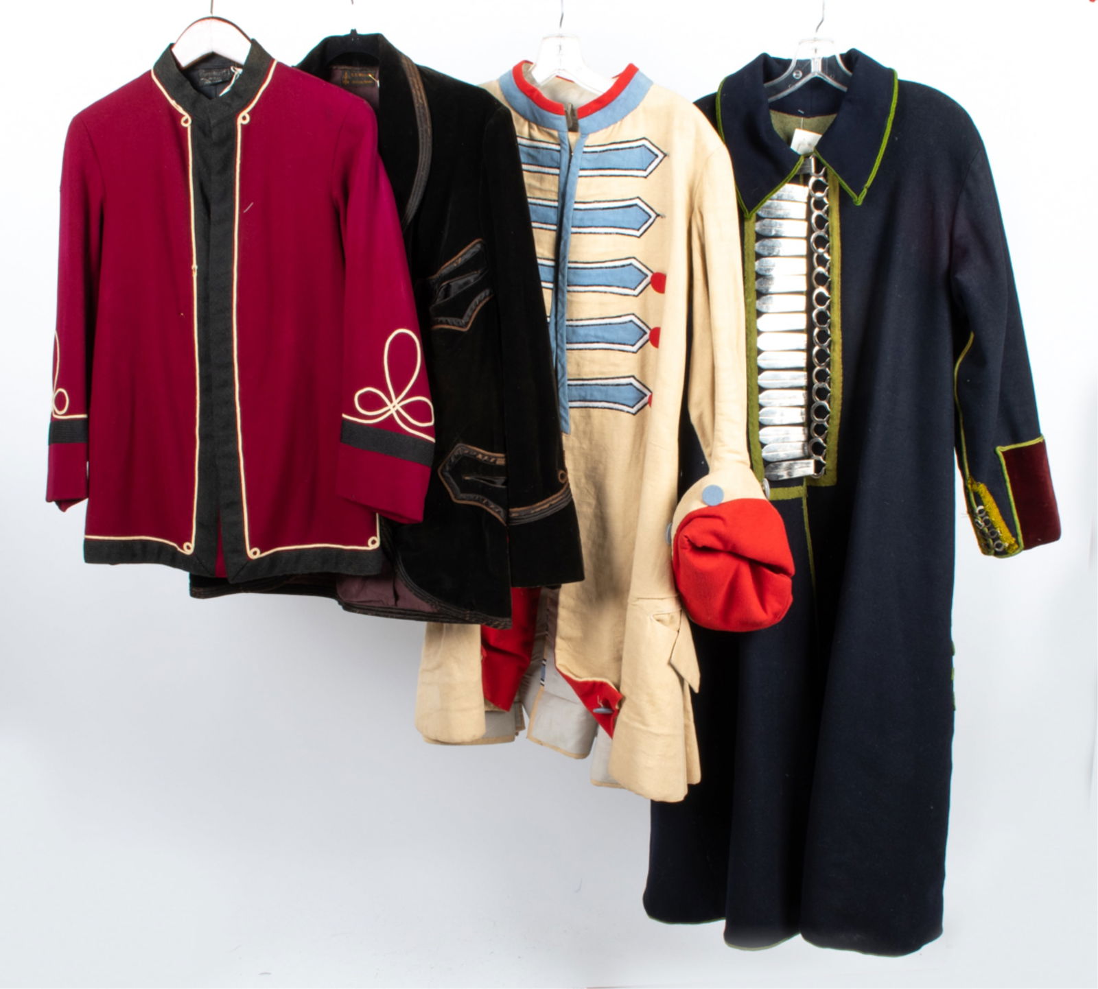 (4) UNUSUAL VINTAGE COATS & JACKETS (1 of 17)