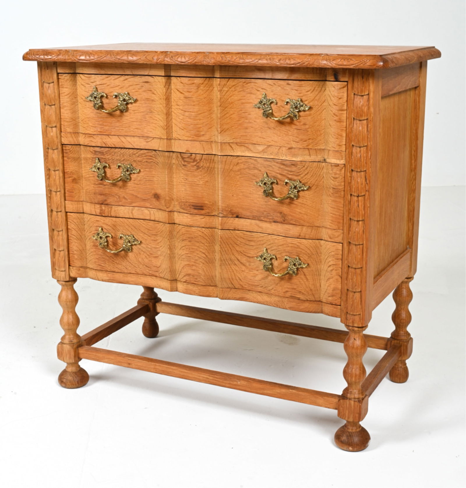 ATTR. HENNING KJAERNULF DANISH OAK CHEST (1 of 20)