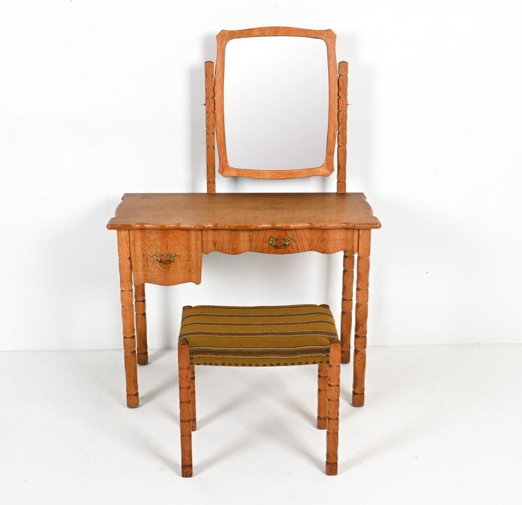 ATTR. HENNING KJAERNULF DANISH OAK VANITY SUITE (1 of 17)