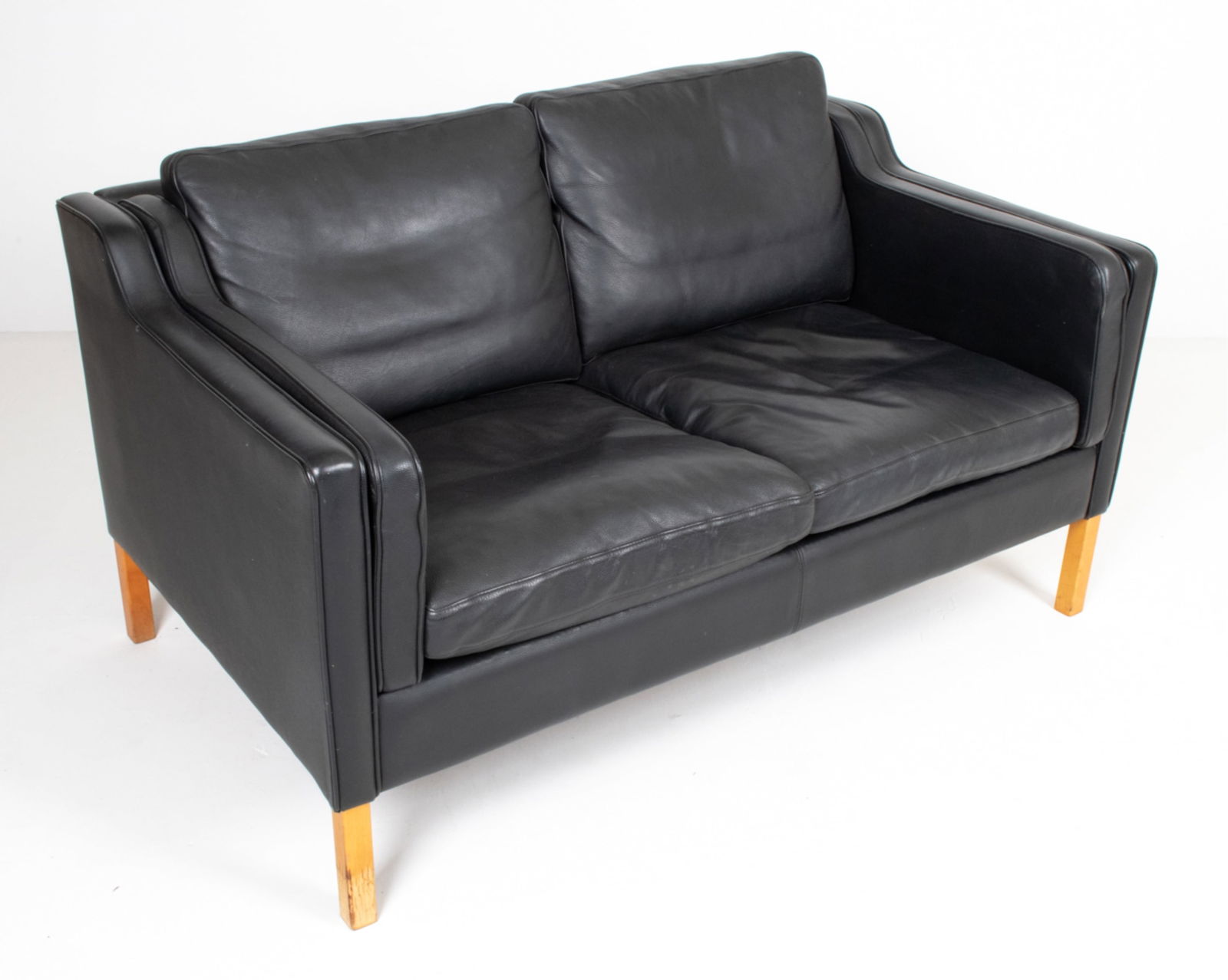 STOUBY BORGE MOGENSEN-STYLE SETTEE; BLACK LEATHER (1 of 13)