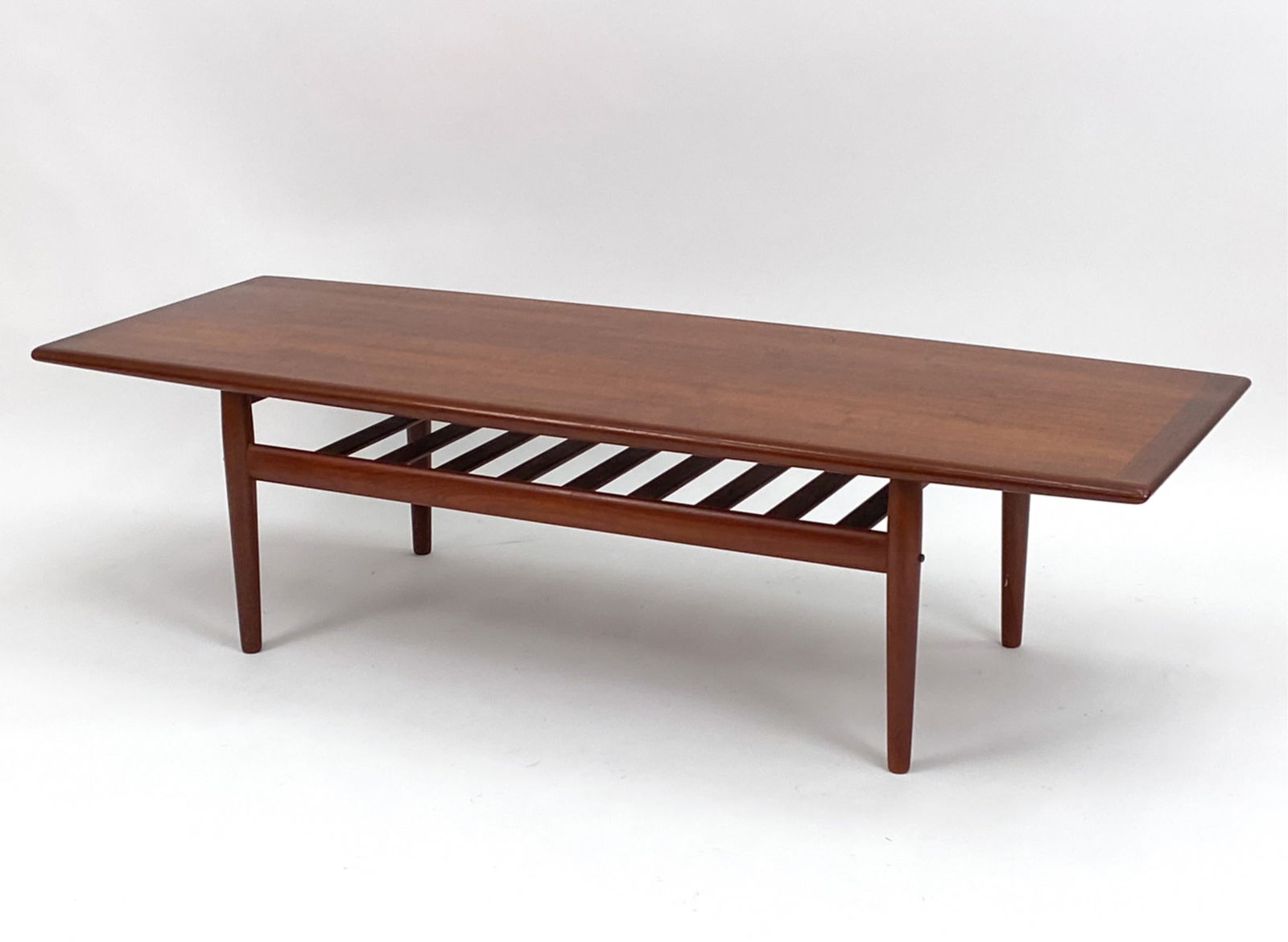 GRETE JALK FOR GLOSTRUP DANISH TEAK COFFEE TABLE (1 of 13)
