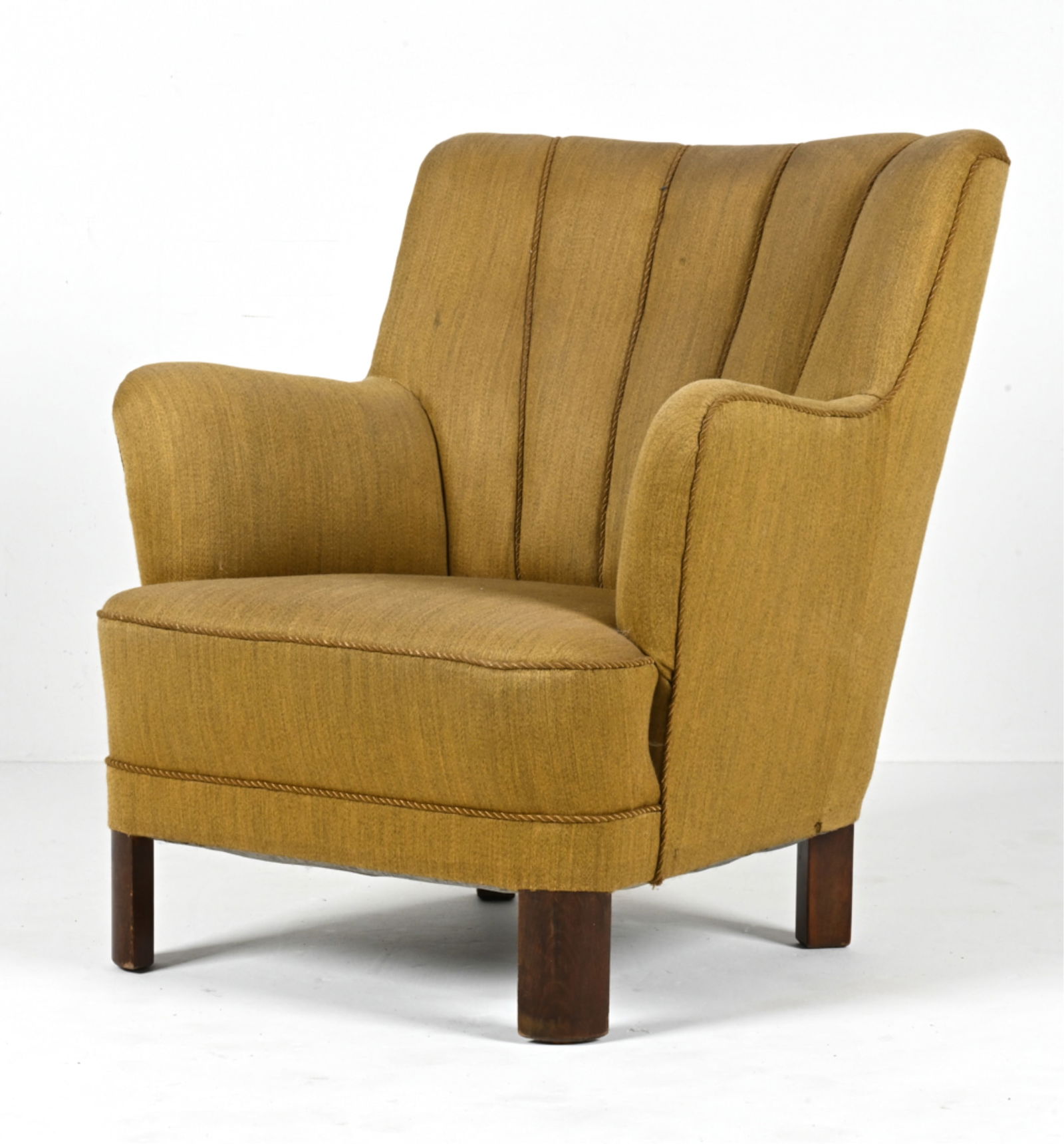 ATTR. VIGGO BOESEN FOR SLAGELSE EASY CHAIR (1 of 14)