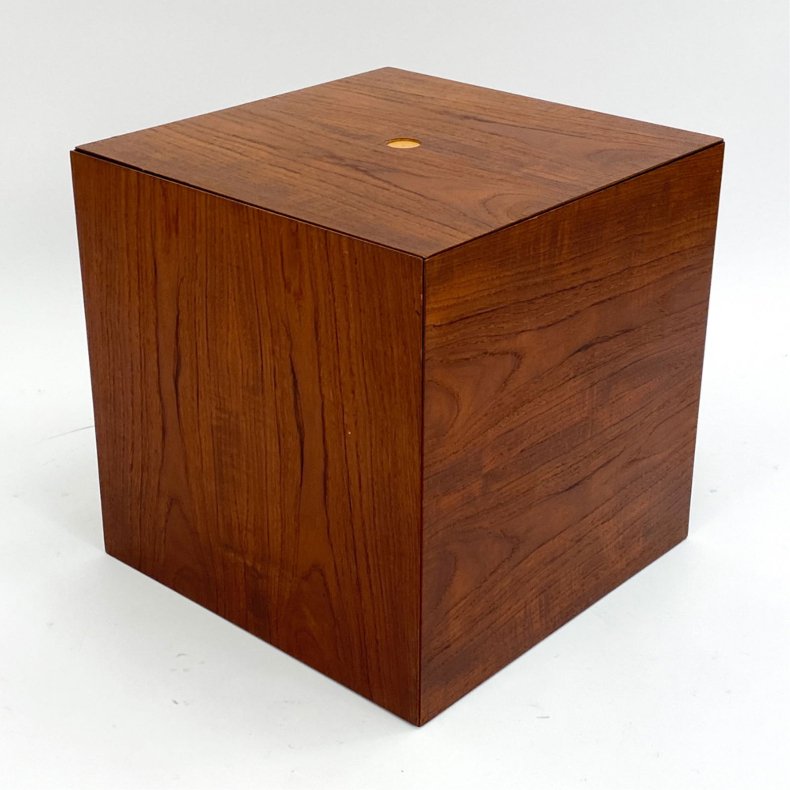 POUL NORREKLIT GEORG PETERSENS CUBE NESTING TABLES (1 of 11)