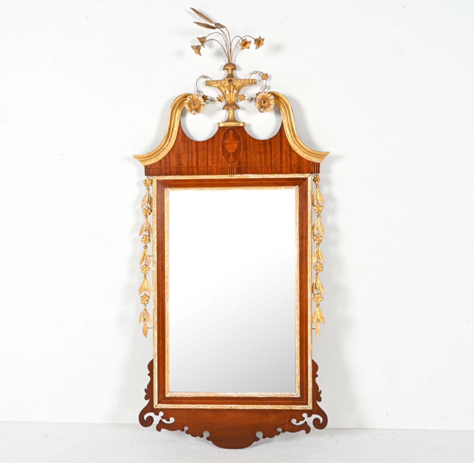 FEDERAL STYLE INLAID MAHOGANY PARCEL GILT MIRROR (1 of 10)