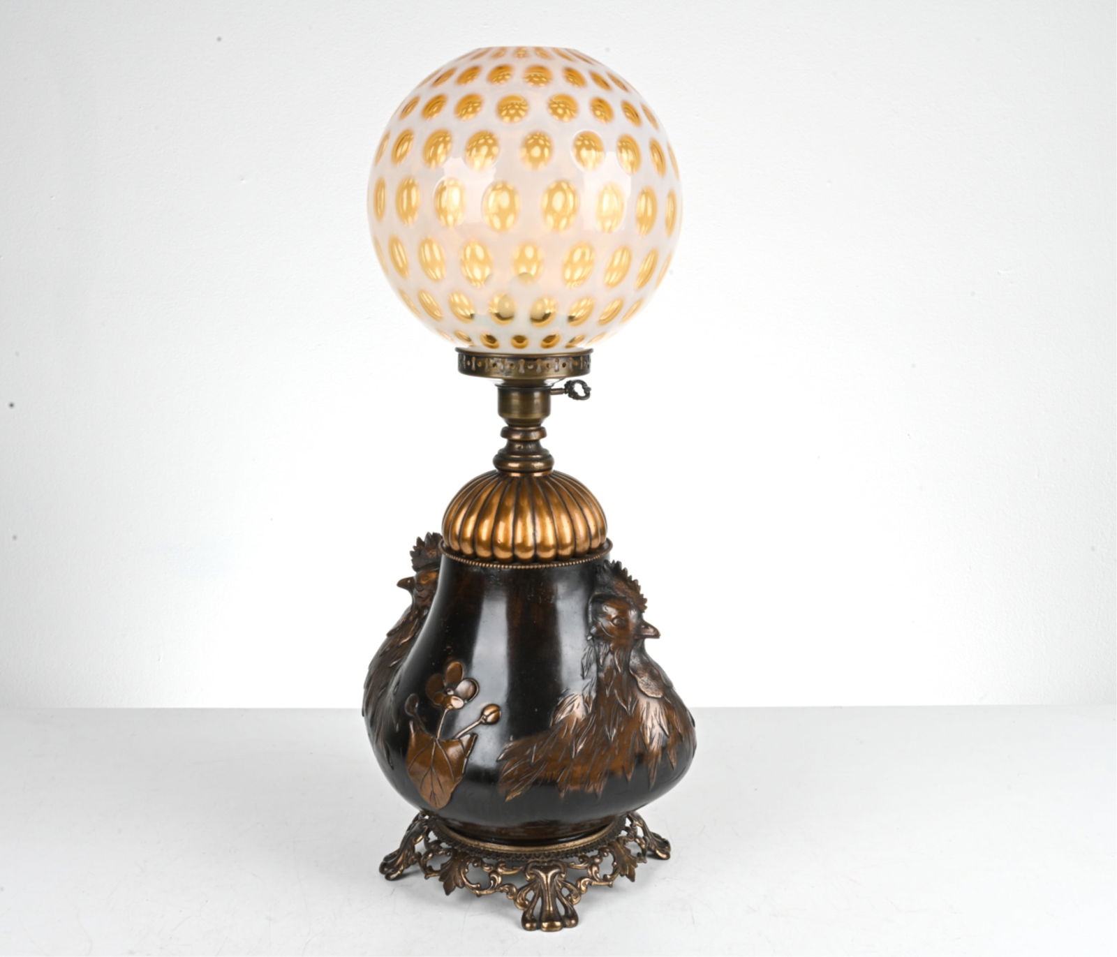 UNUSUAL AESTHETIC MOVEMENT ROOSTER PARLOR LAMP (1 of 18)