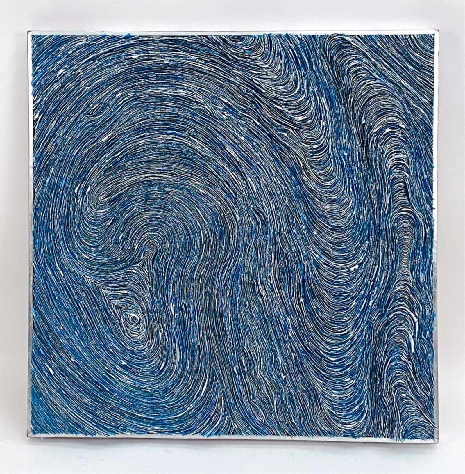 KATHERINE GLOVER PAINTED PAPER CONSTRUCTION (1 of 9)