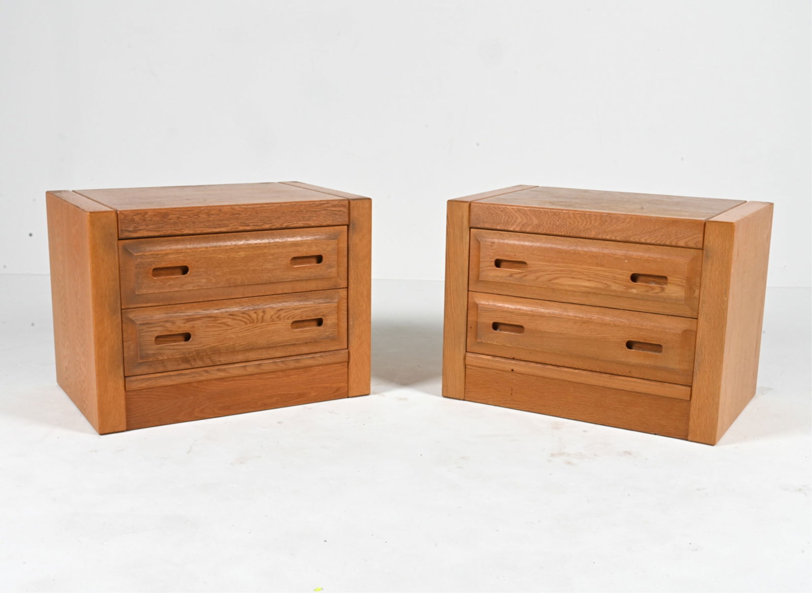 PAIR OF SCANDINAVIAN MODERN OAK NIGHTSTANDS/CHESTS (1 of 19)