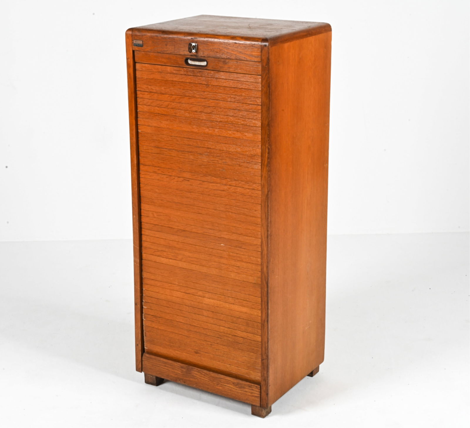GERMAN ART DECO OAK TAMBOUR-FRONT CABINET (1 of 20)