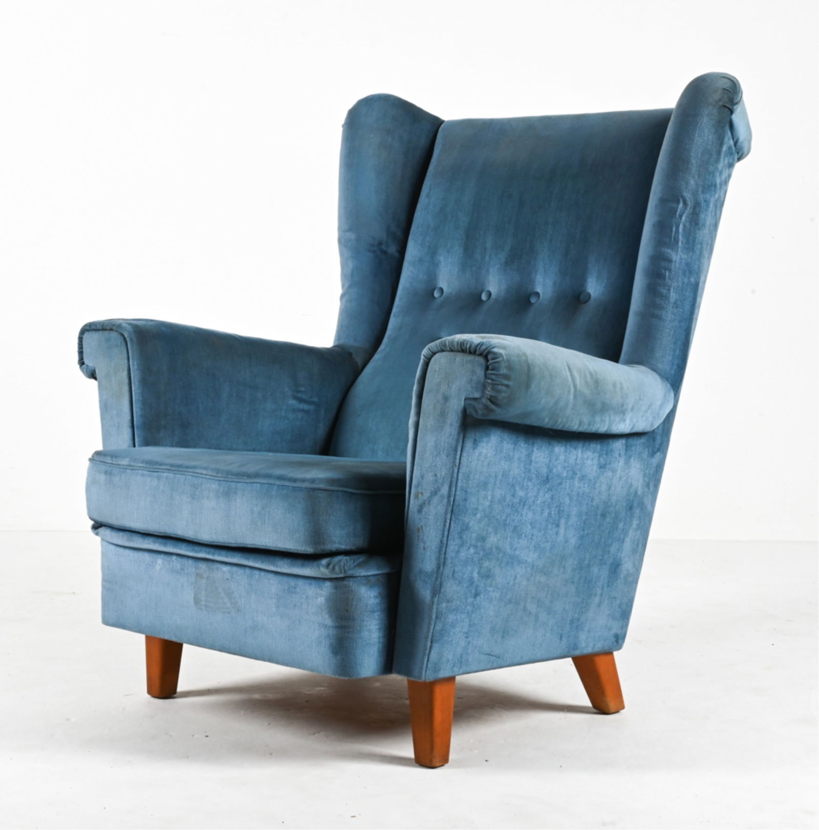 DANISH MODERN WINGBACK CHAIR C.1970S (1 of 14)