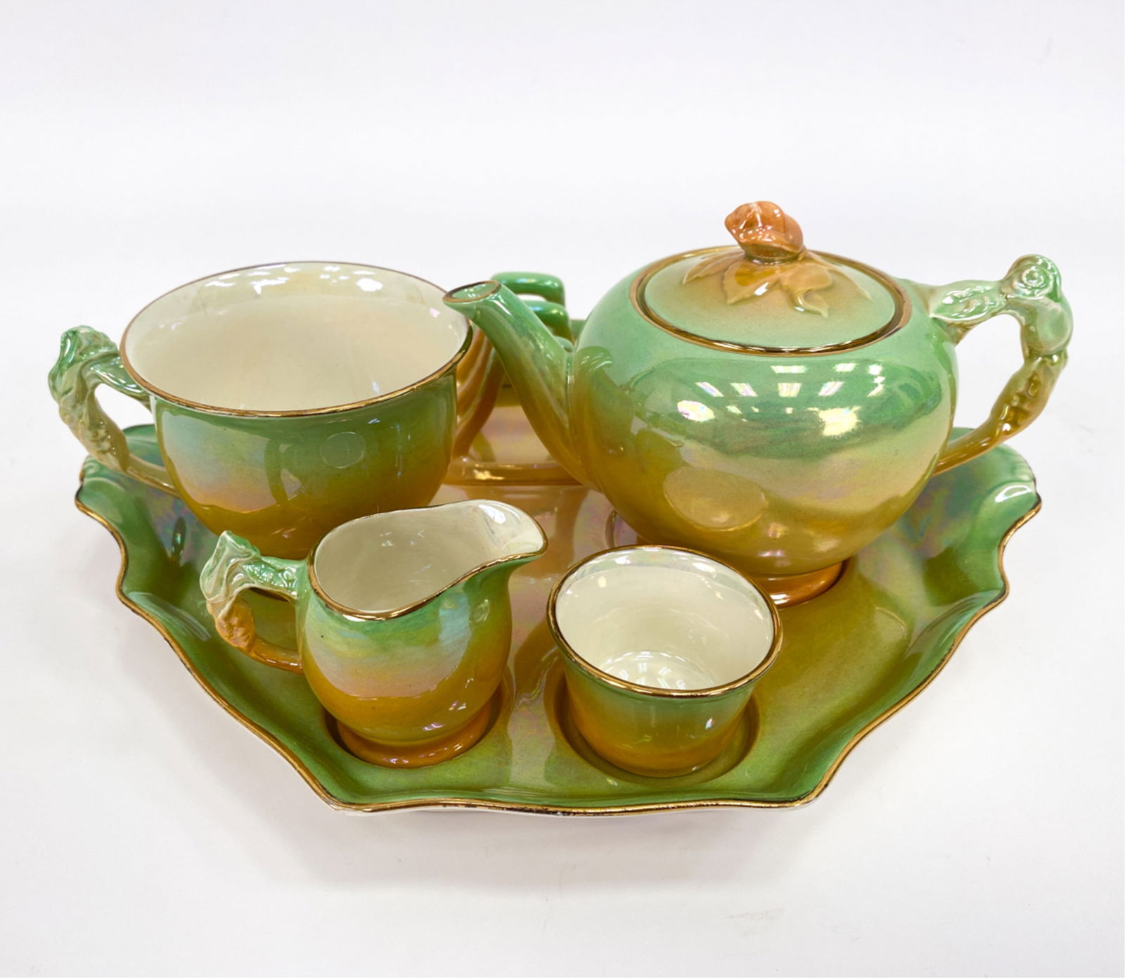 ROYAL WINTON GRIMWADES PORCELAIN TEA SET (1 of 8)