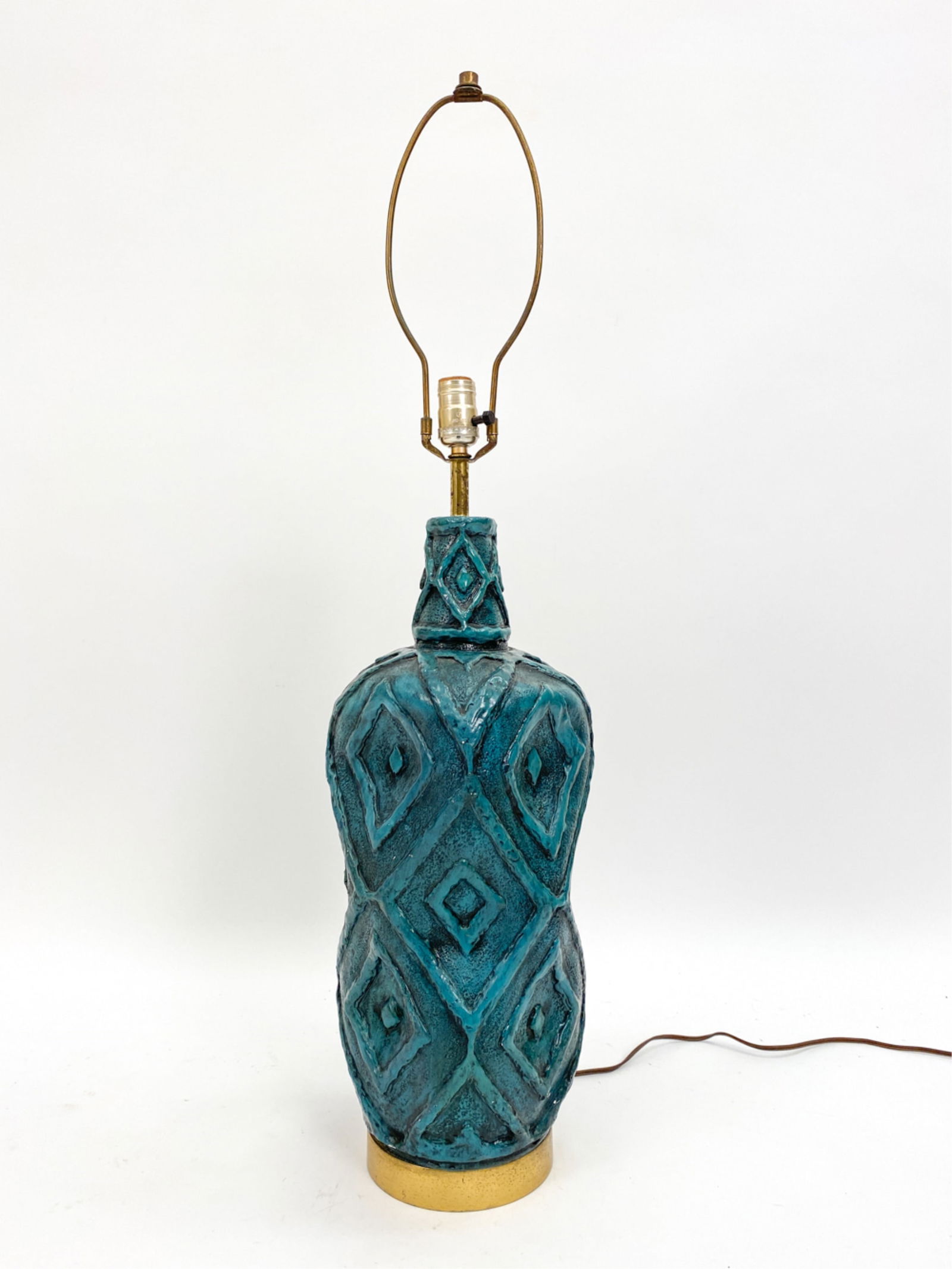 VINTAGE CERAMIC & BRASS TABLE LAMP (1 of 10)