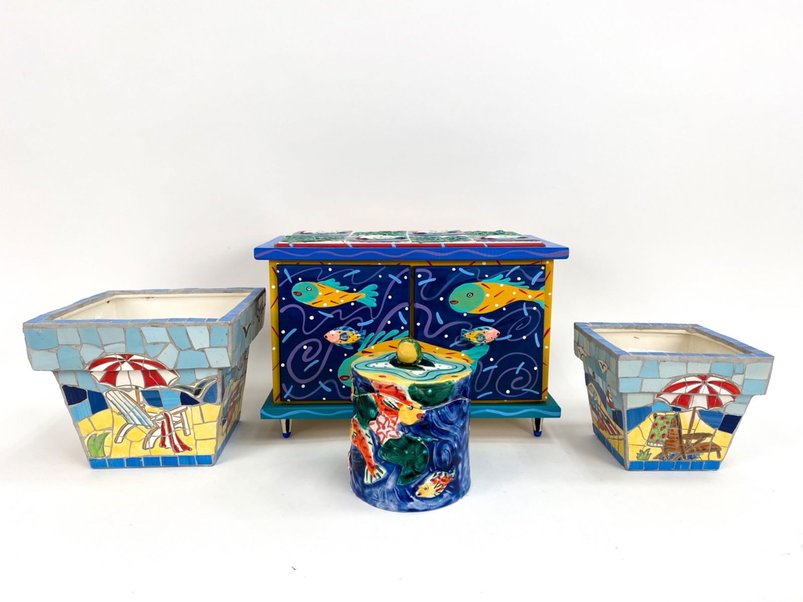 (4) CONTEMPORARY DECORATIVE GROUPING (1 of 16)