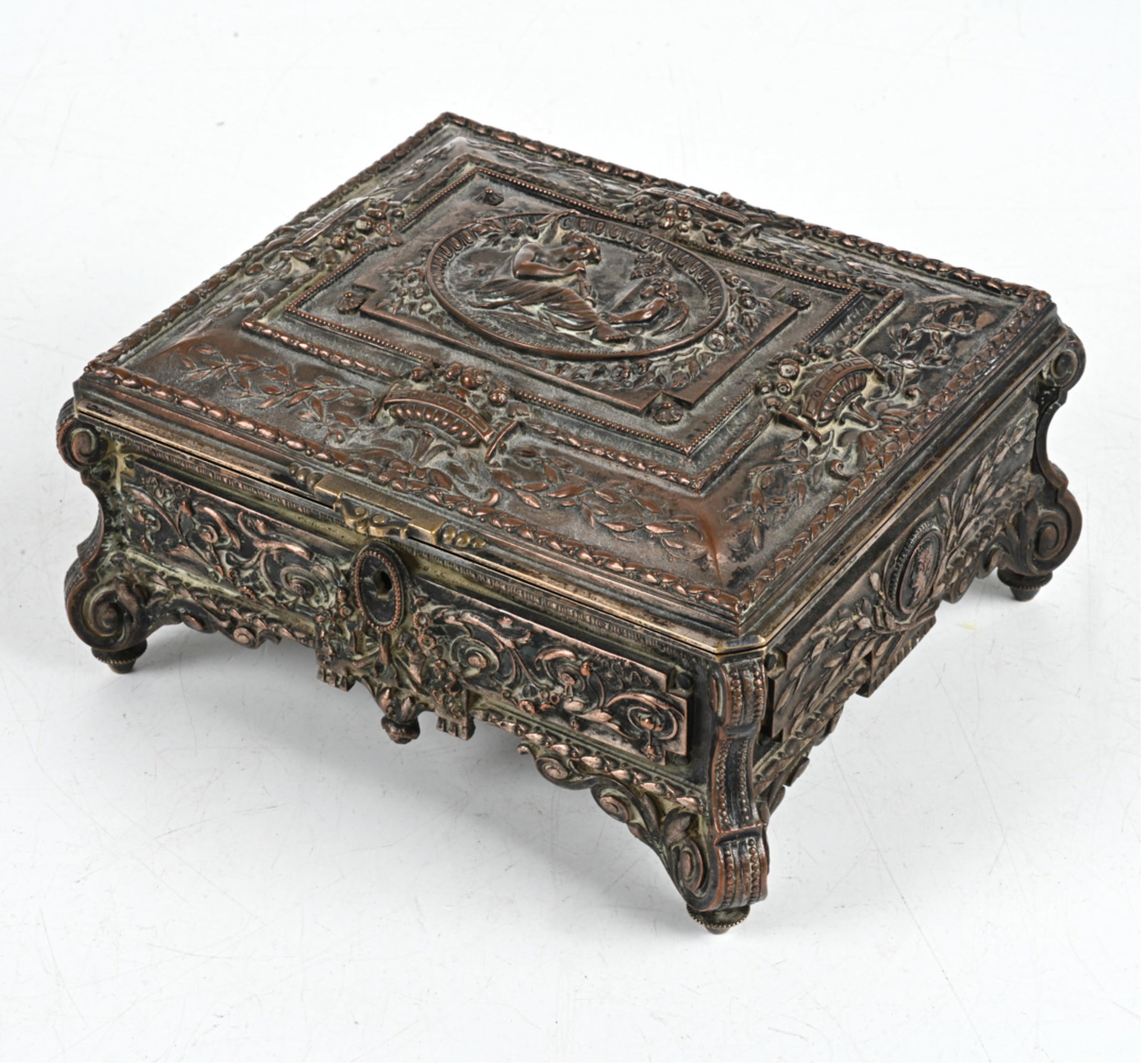 REPOUSSE SILVERPLATE DRESSER BOX (1 of 16)